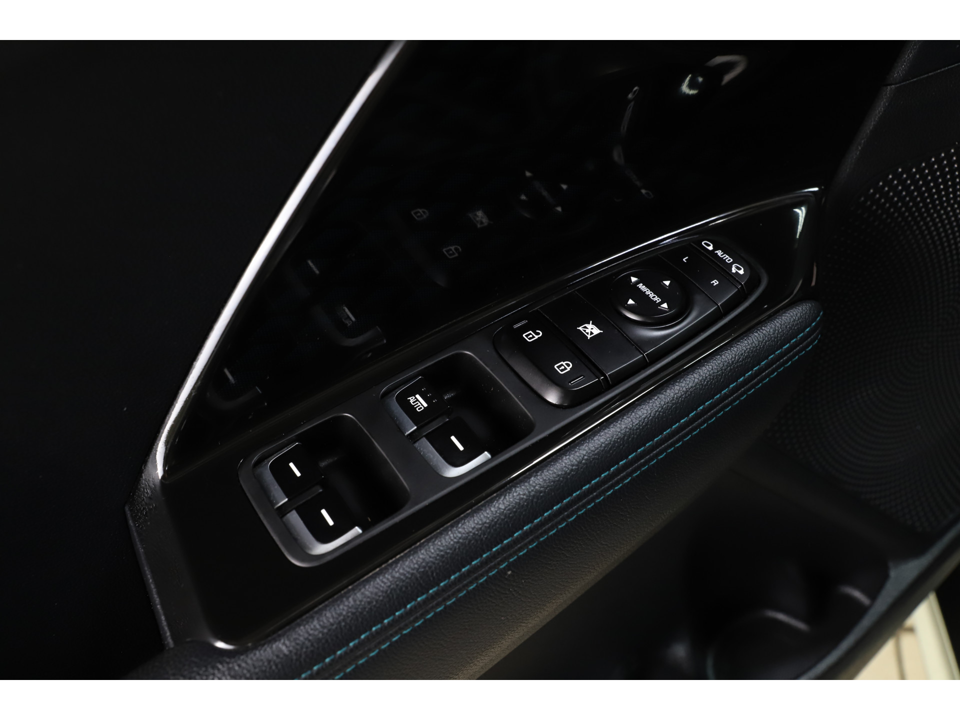 Kia - e-Niro DynamicLine 64kWh - 2019