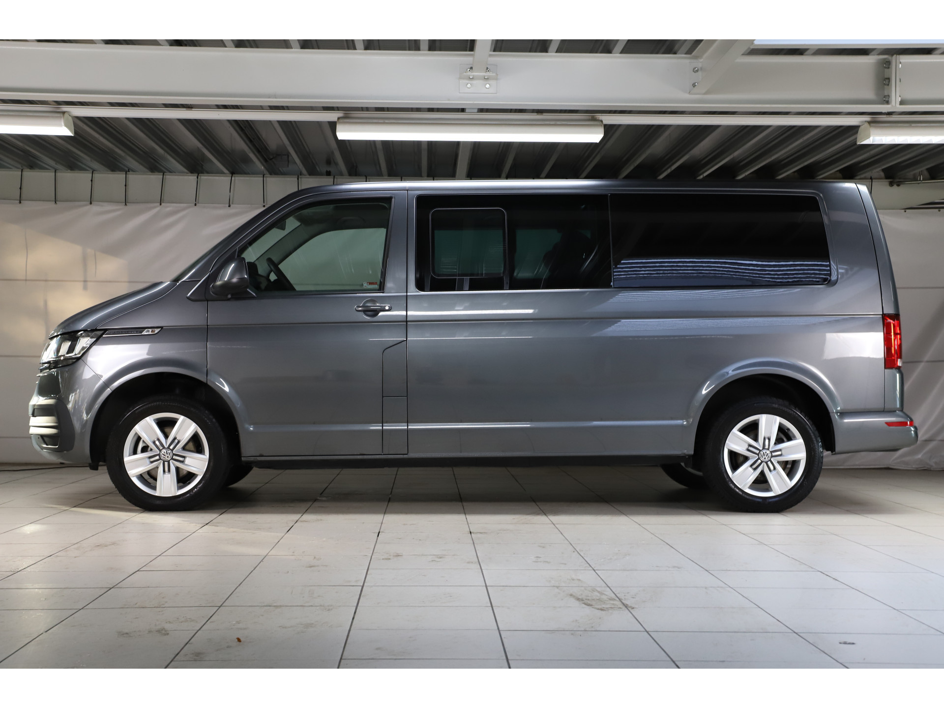 Volkswagen - Transporter Caravelle 2.0 TDI 150pk DSG L2H1 Comfortline - 2021