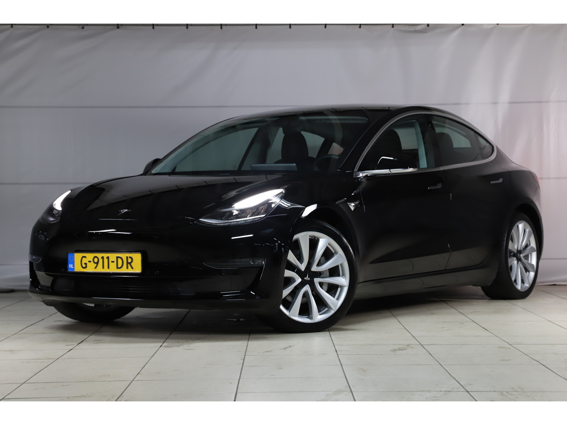 Tesla - Model 3 Long Range AWD - 2019