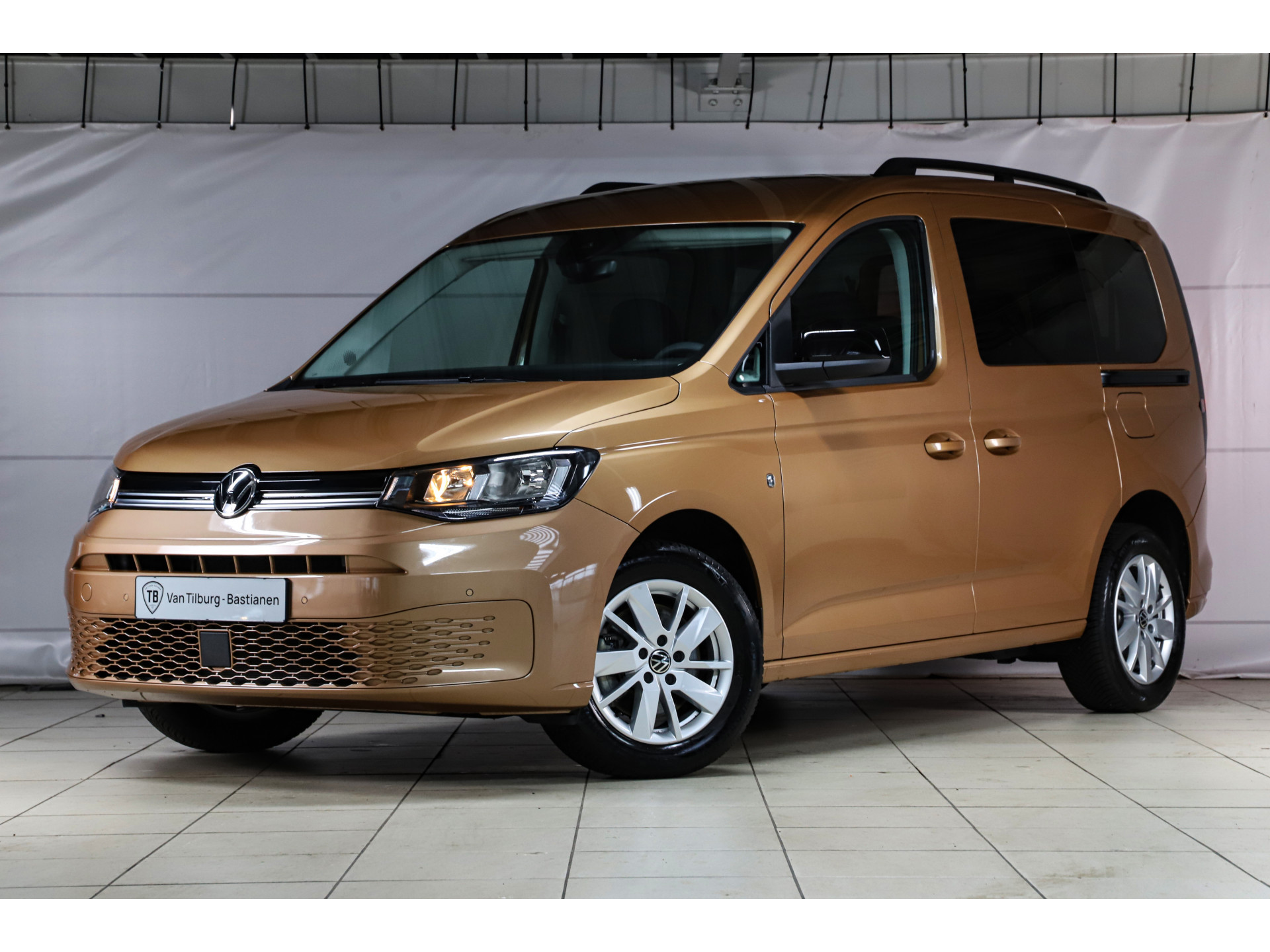 Volkswagen - Caddy 1.5 TSI 115pk Life 7 Persoons - 2022