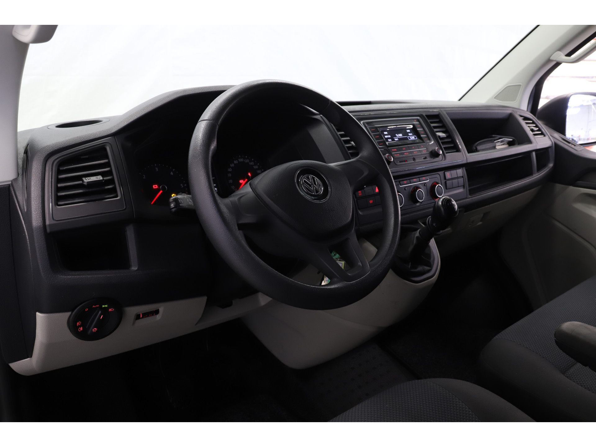 Volkswagen - Transporter 2.0 TDI 102pk L1H1 Comfortline - 2020