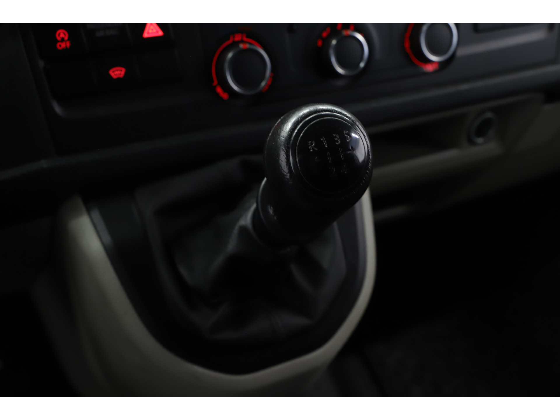 Volkswagen - Transporter 2.0 TDI 102pk L1H1 Comfortline - 2020