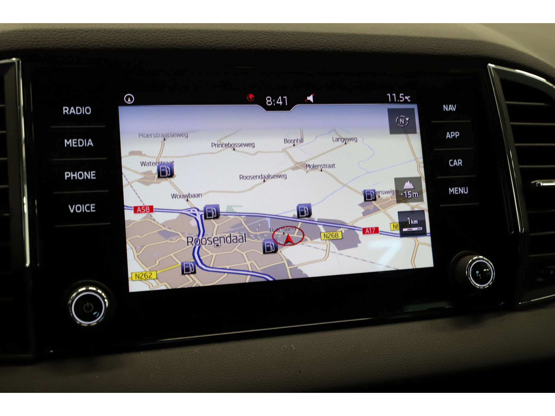 Škoda - Karoq 1.5 TSI 150pk DSG Business Edition - 2020