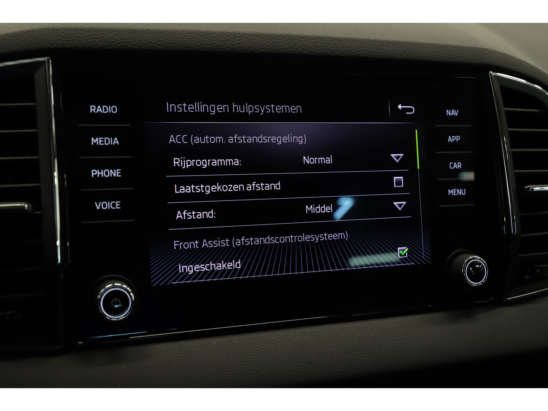Škoda - Karoq 1.5 TSI 150pk DSG Business Edition - 2020
