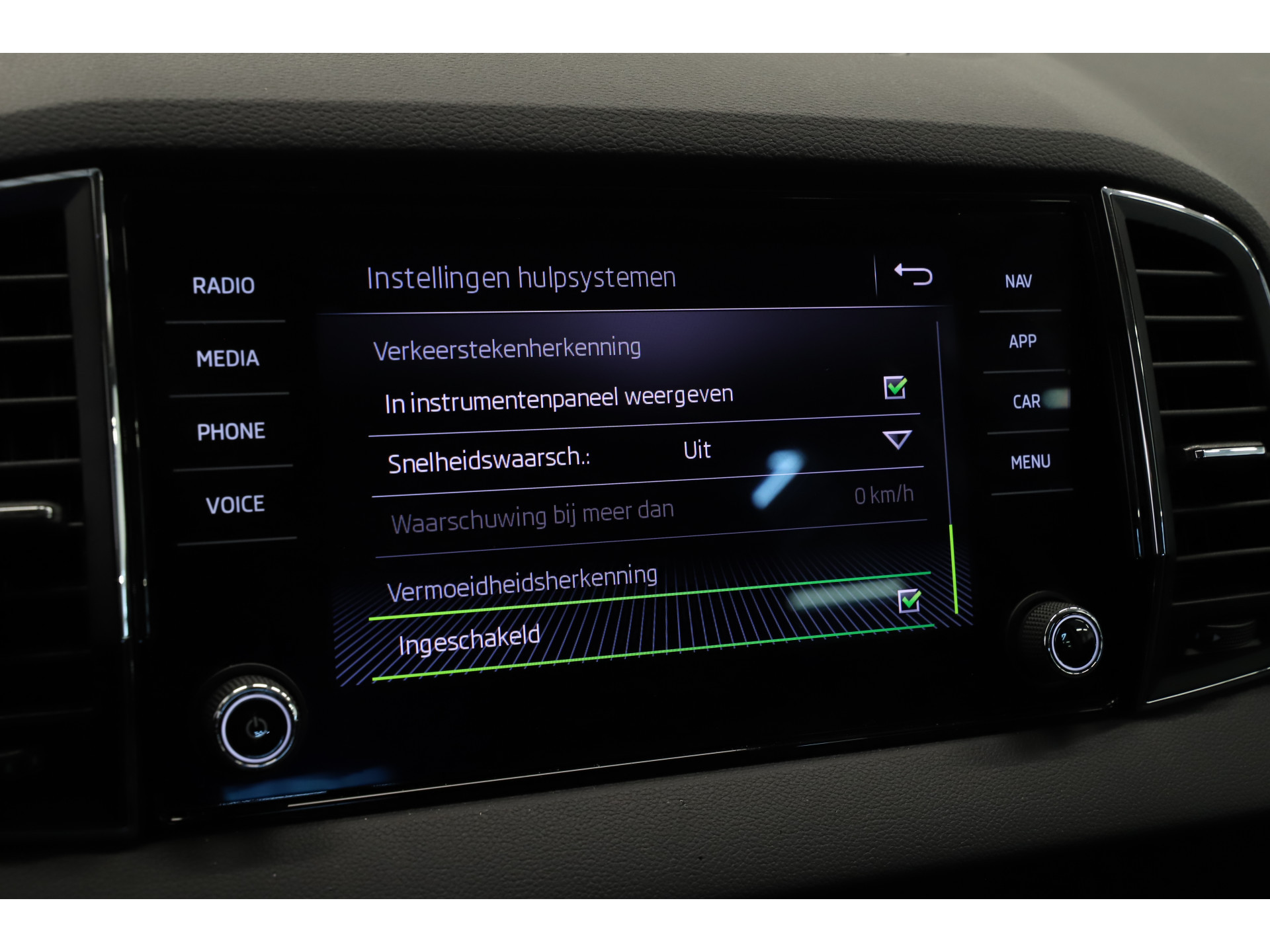 Škoda - Karoq 1.5 TSI 150pk DSG Business Edition - 2020