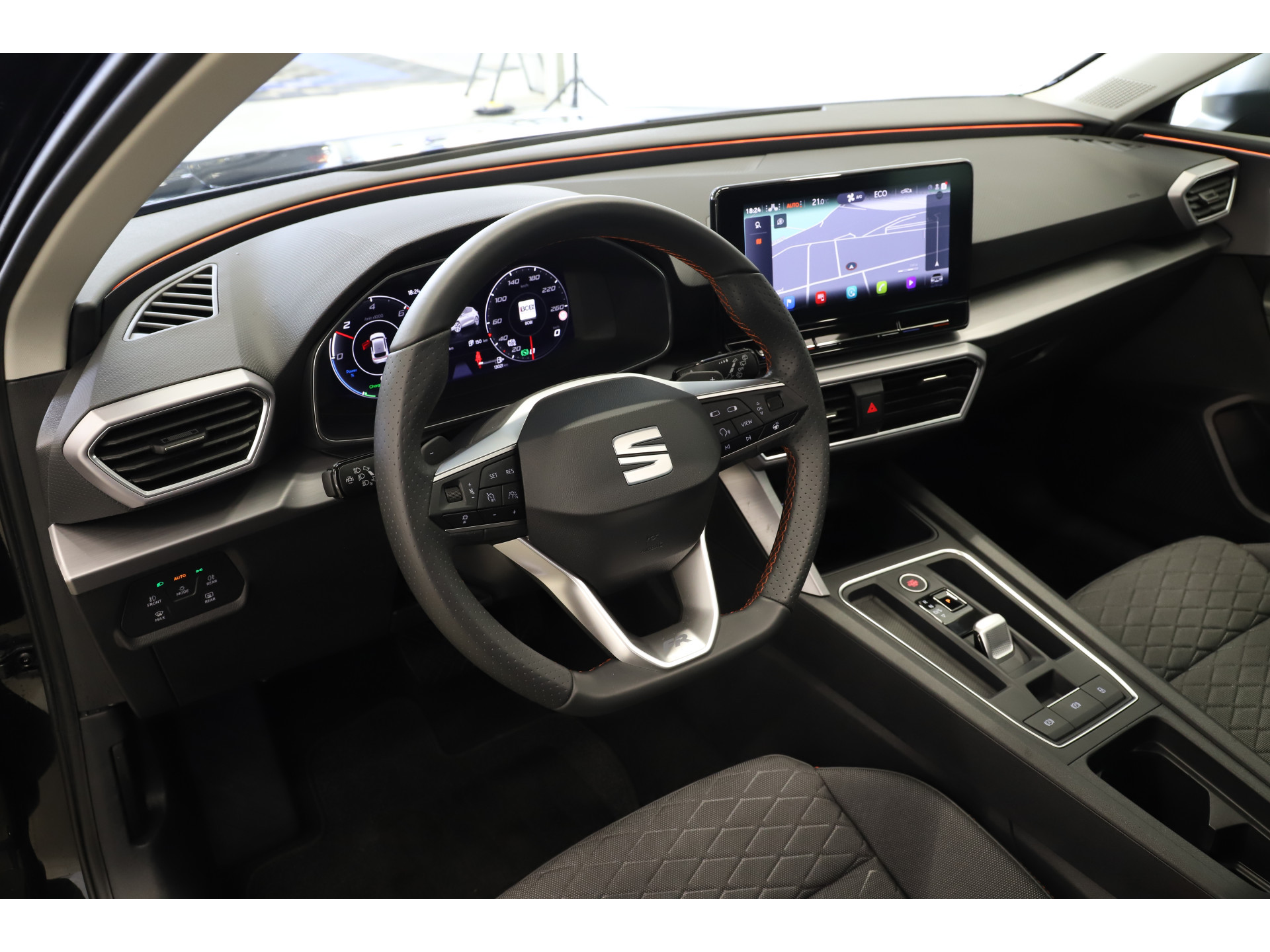 SEAT - Leon 1.4 TSI 204pk eHybrid PHEV FR - 2020