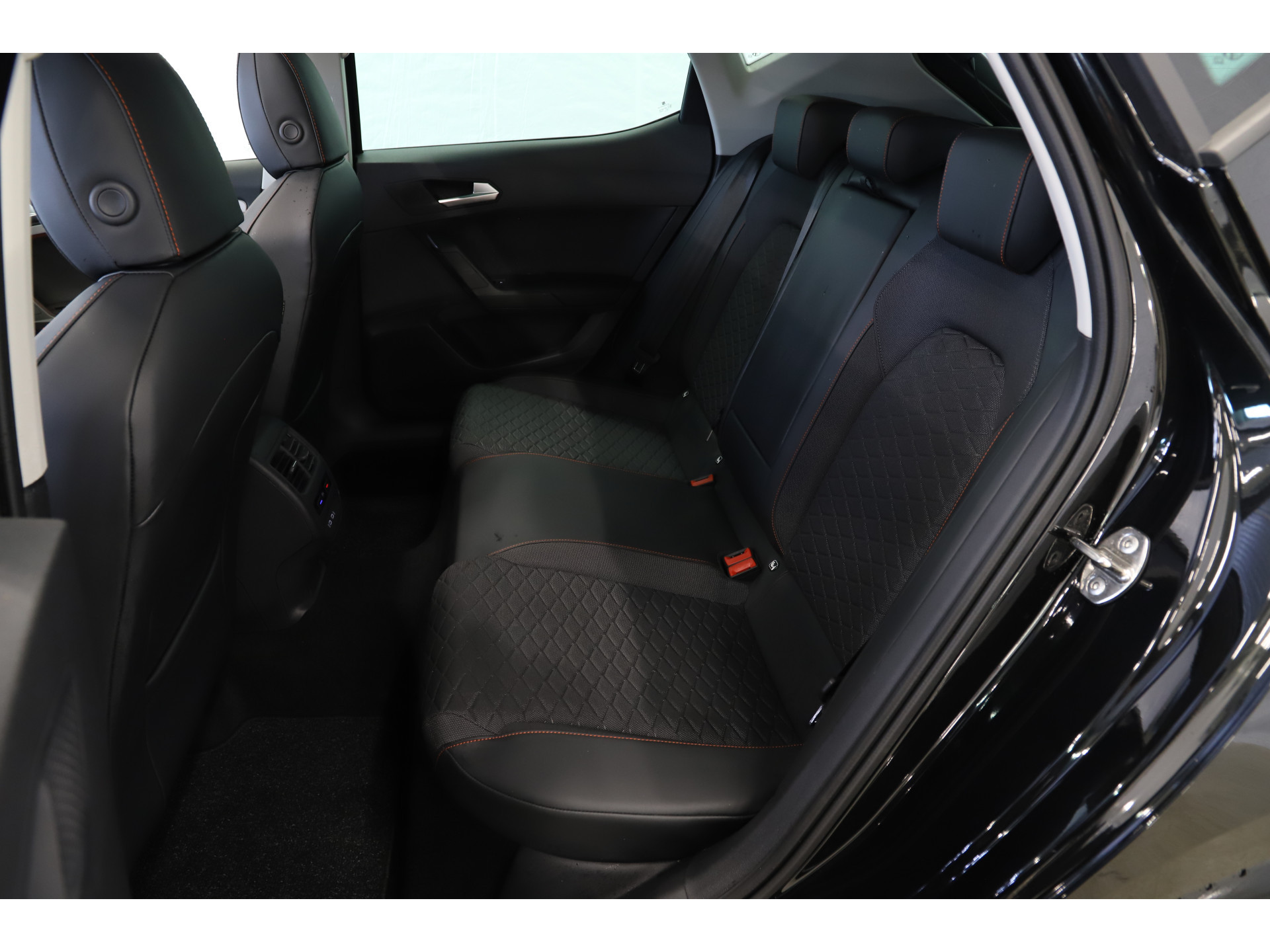 SEAT - Leon 1.4 TSI 204pk eHybrid PHEV FR - 2020