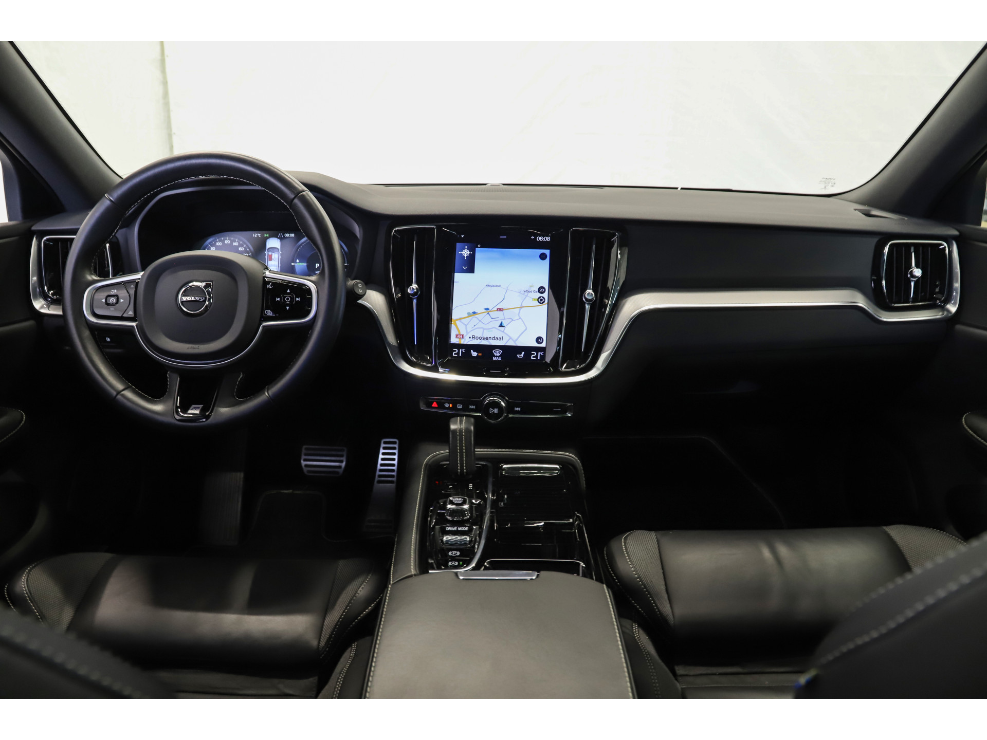 Volvo - V60 2.0 T8 Twin Engine AWD R-Design - 2019