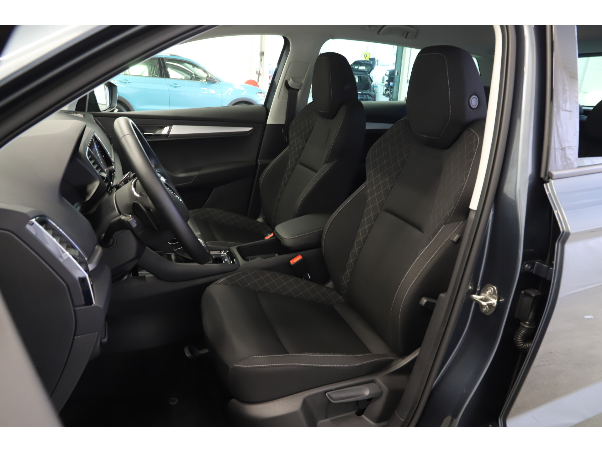 Škoda - Karoq 1.5 TSI 150pk DSG Business Edition - 2022