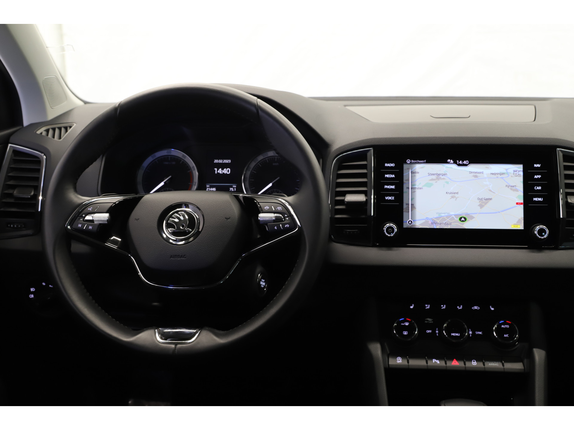 Škoda - Karoq 1.5 TSI 150pk DSG Business Edition - 2022