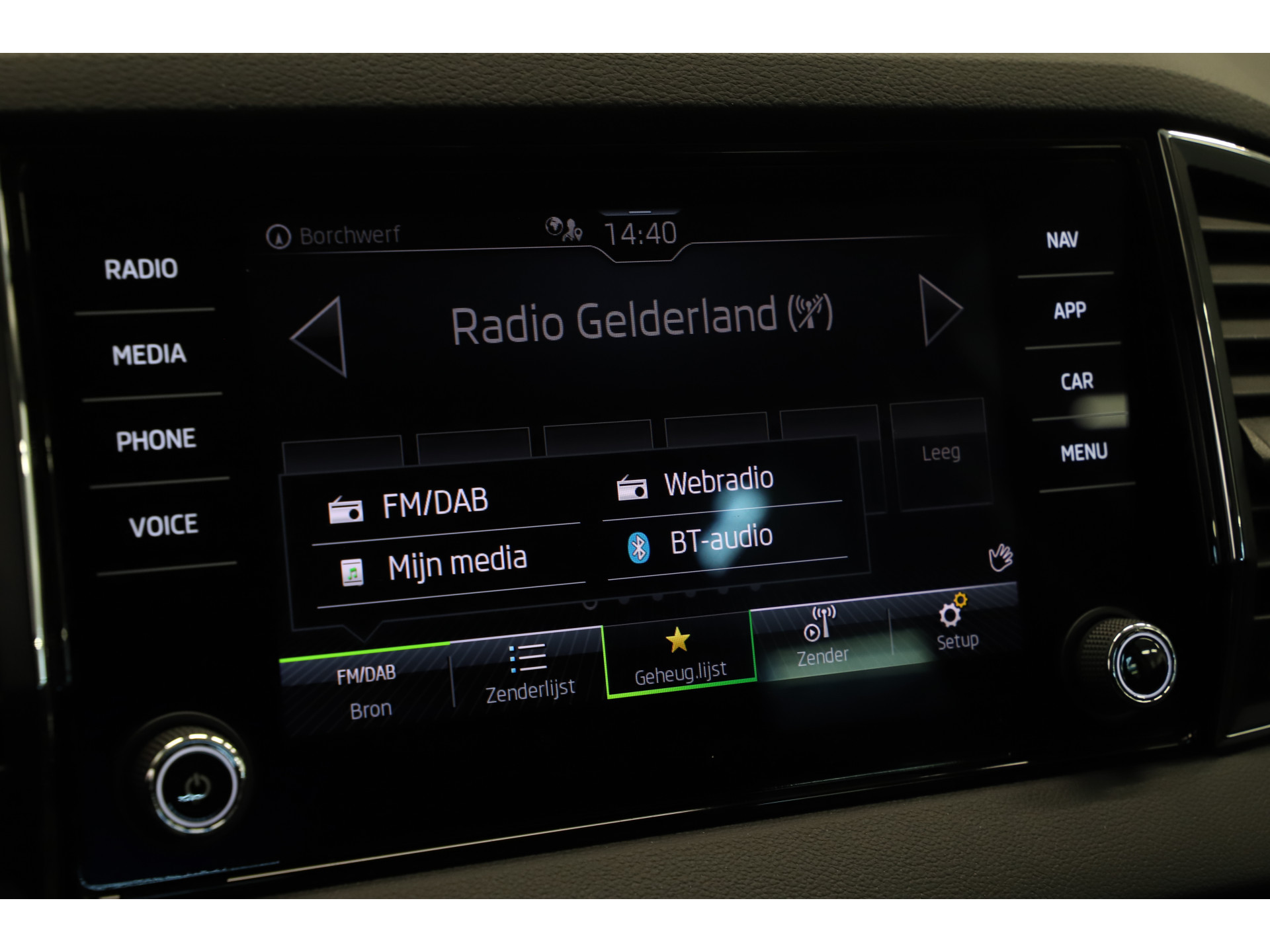 Škoda - Karoq 1.5 TSI 150pk DSG Business Edition - 2022