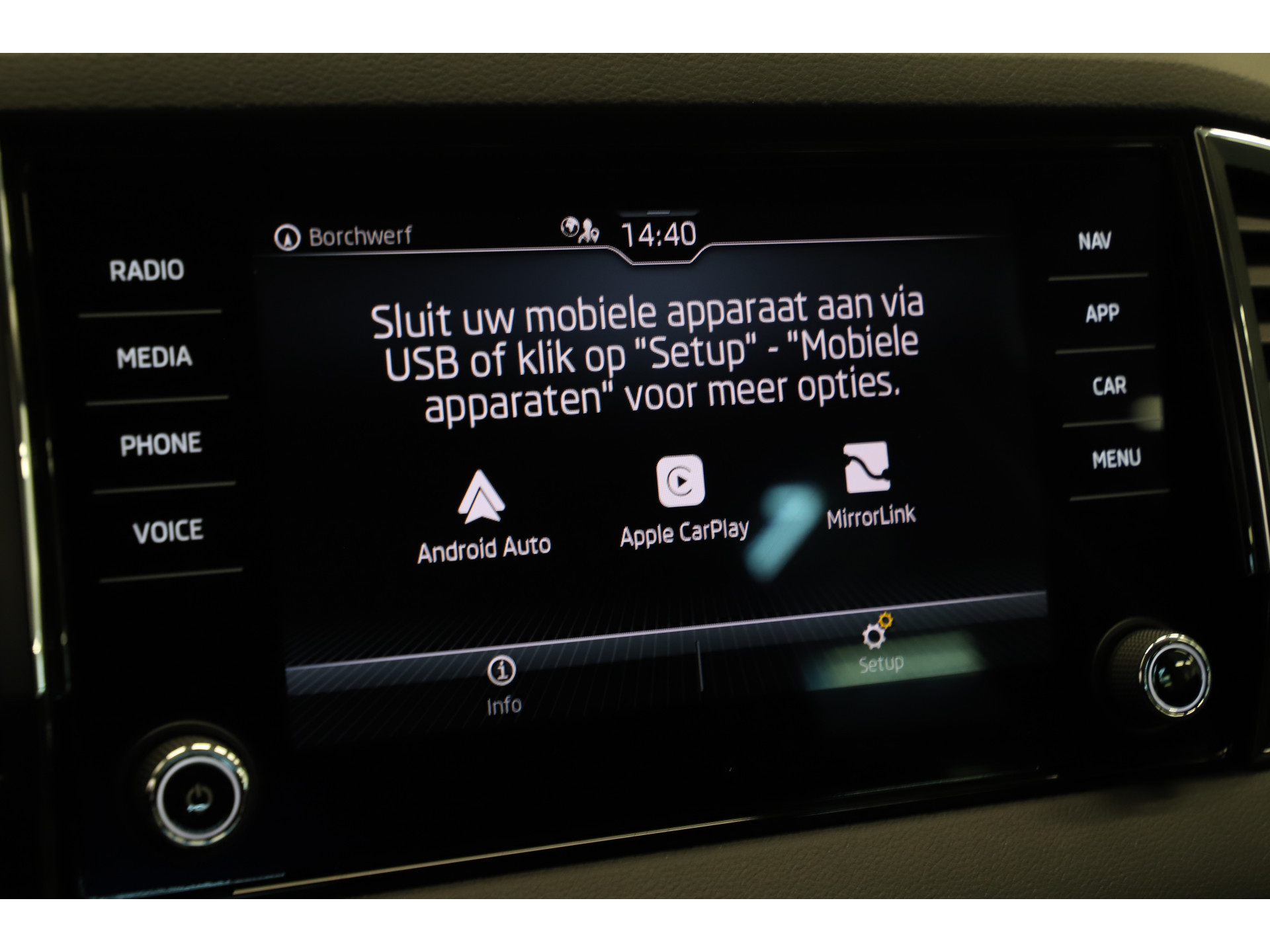 Škoda - Karoq 1.5 TSI 150pk DSG Business Edition - 2022