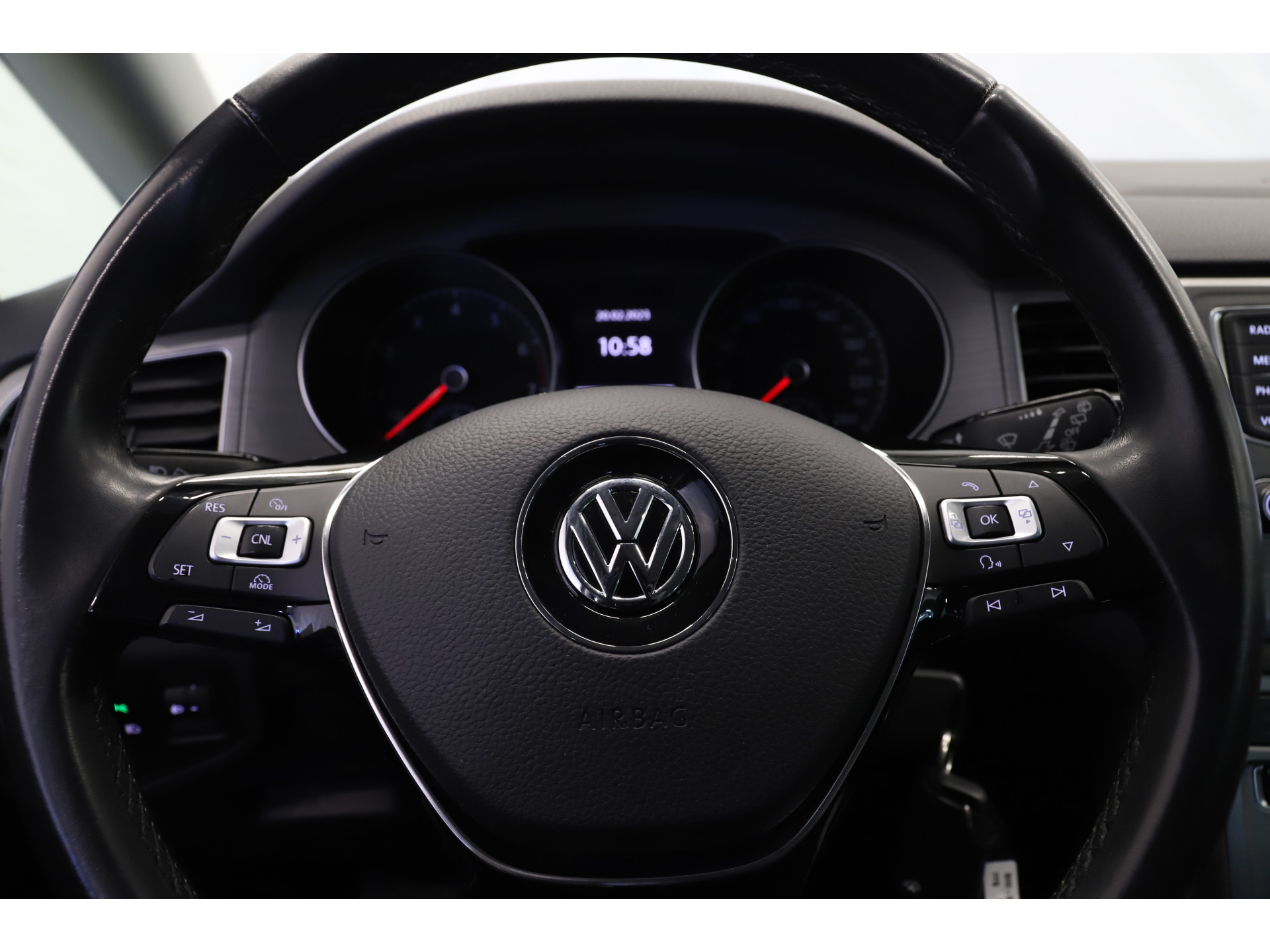 Volkswagen - Golf Sportsvan 1.0 TSI 115pk DSG Comfortline - 2016