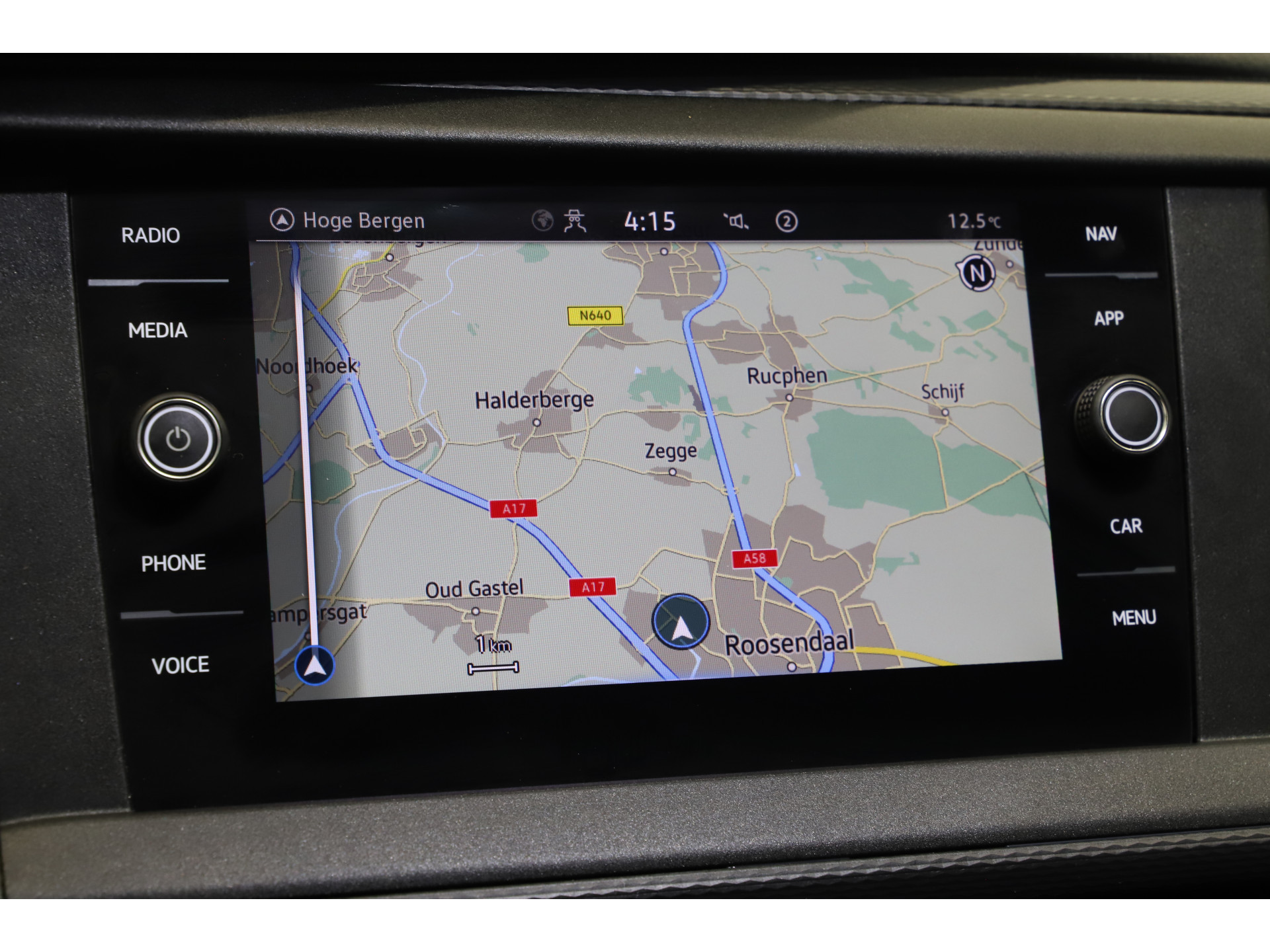 Volkswagen - Transporter 2.0 TDI L2H1 DC Comfortline - 2020