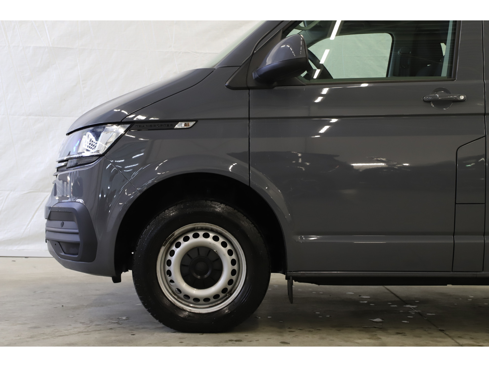 Volkswagen - Transporter 2.0 TDI L2H1 DC Comfortline - 2020