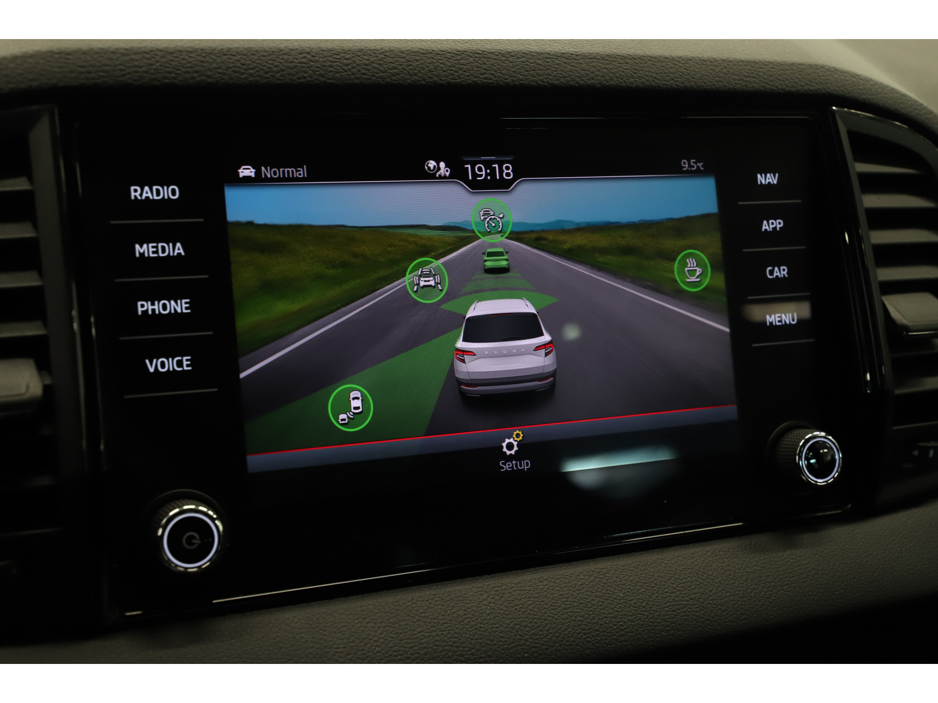 Škoda - Karoq 1.5 TSI 150pk DSG Sportline - 2021