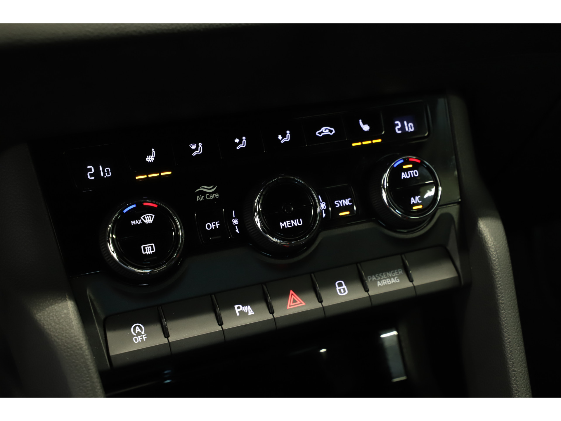 Škoda - Karoq 1.5 TSI 150pk DSG Sportline - 2021