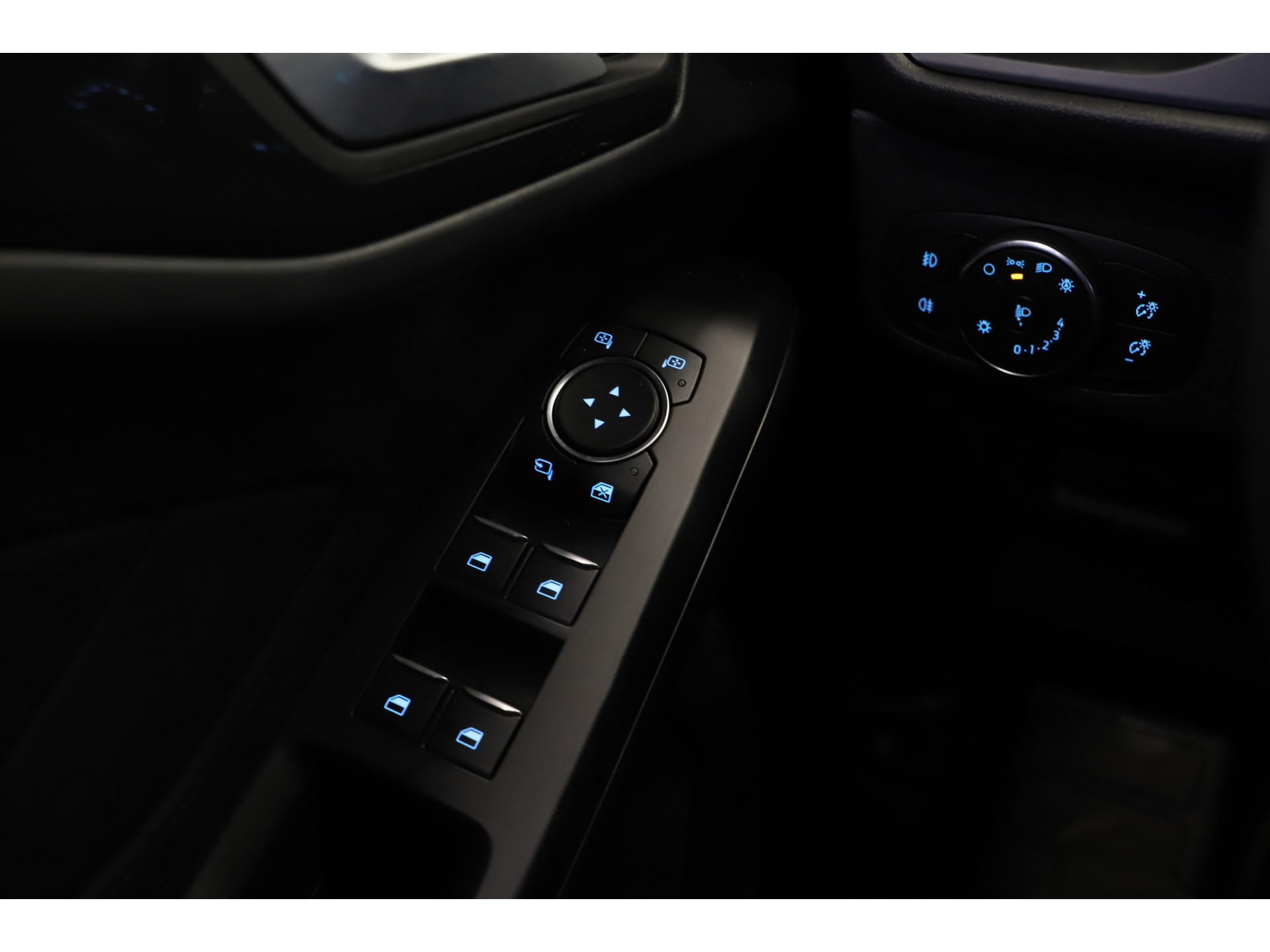 Ford - Focus 1.0 125pk EcoBoost Hybrid ST Line X Business - 2021