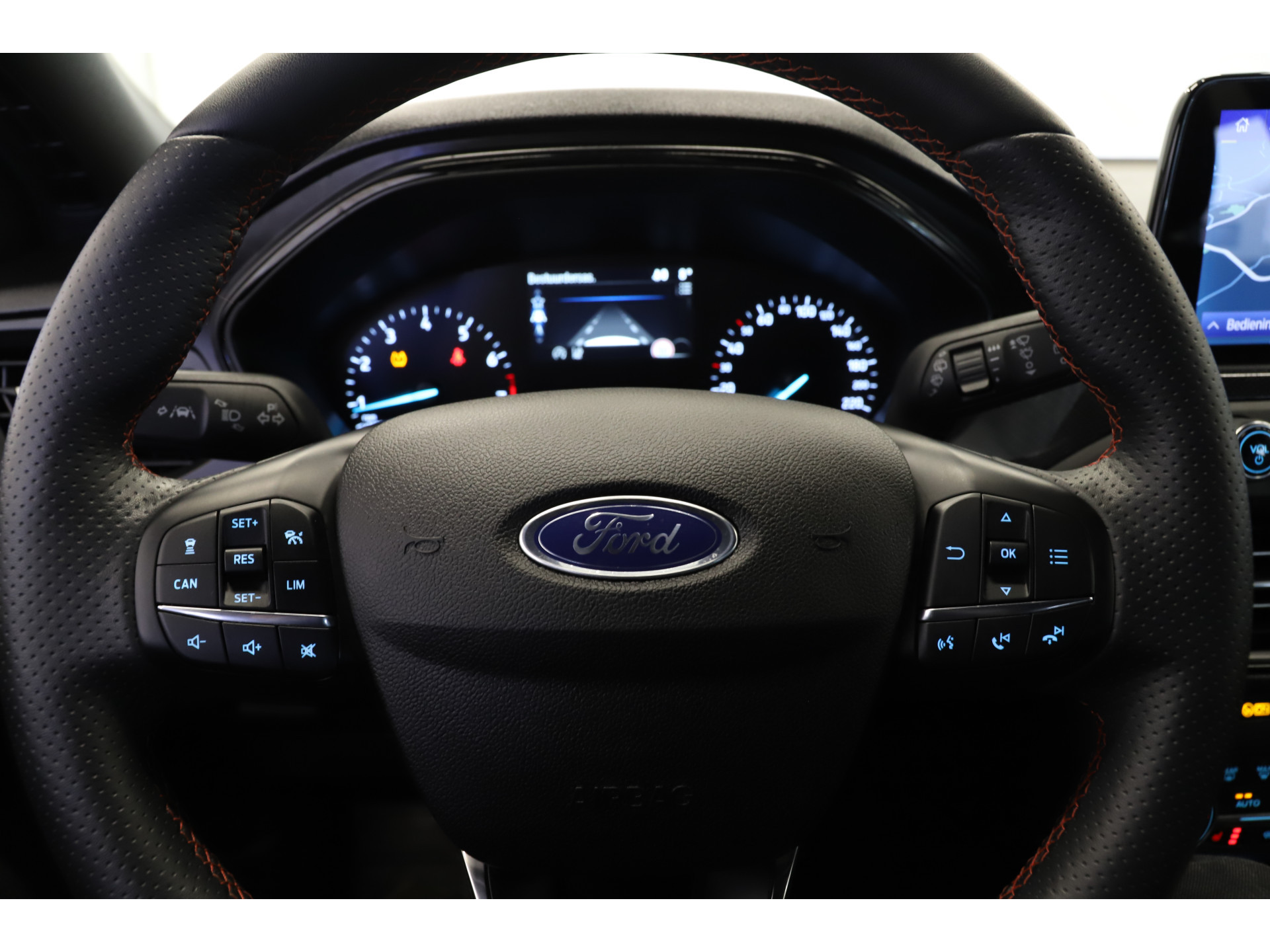 Ford - Focus 1.0 125pk EcoBoost Hybrid ST Line X Business - 2021