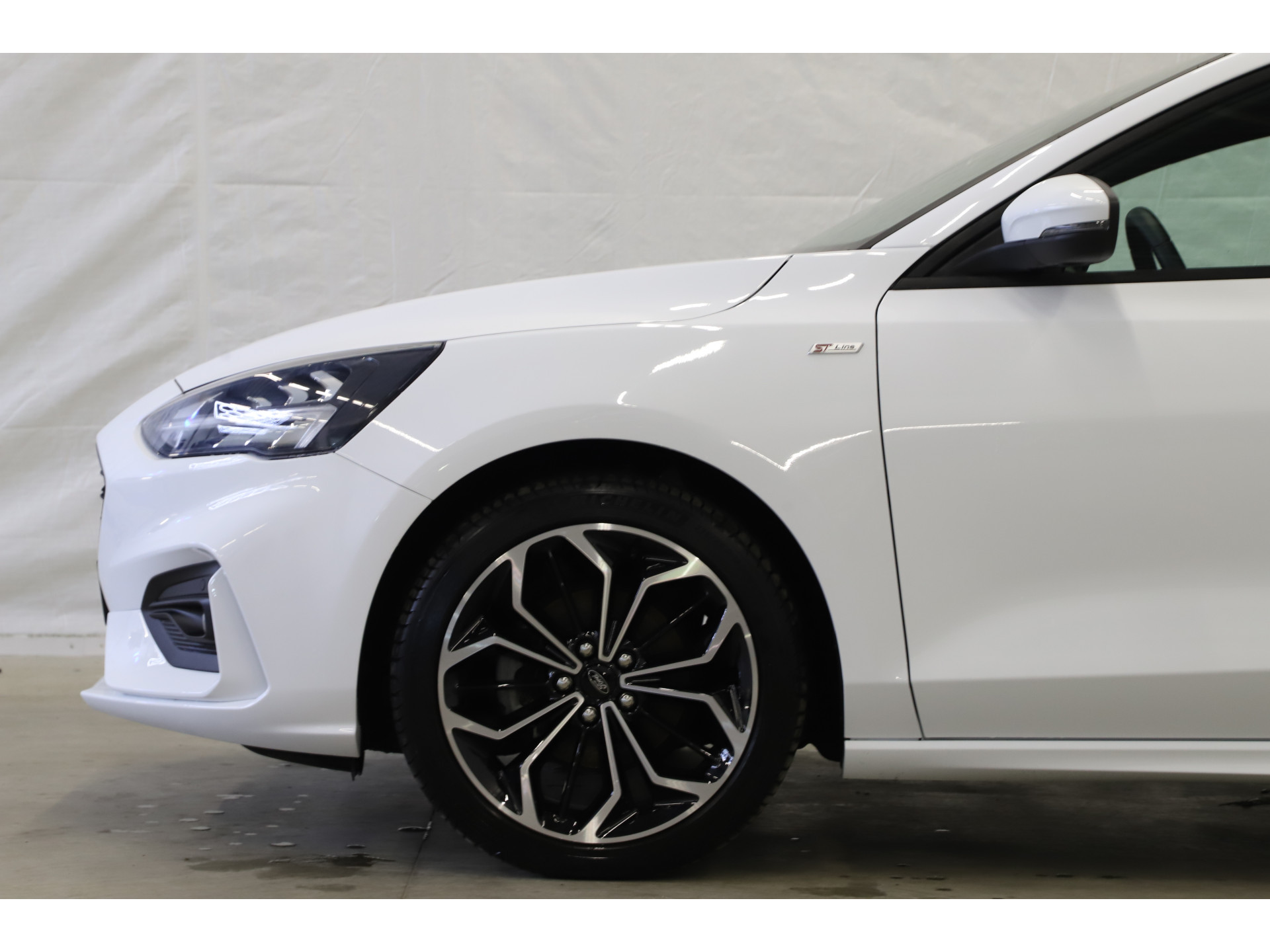 Ford - Focus 1.0 125pk EcoBoost Hybrid ST Line X Business - 2021