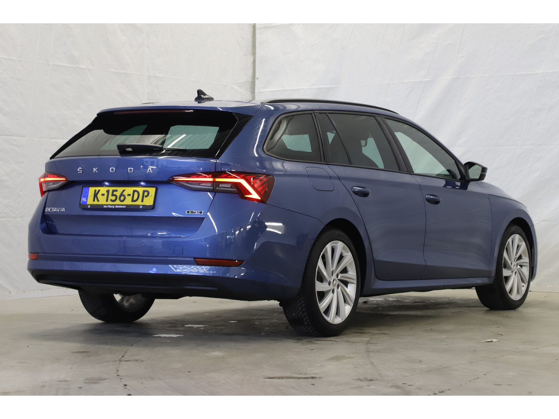 Škoda - Octavia Combi 1.0 e-TSI 110pk DSG Sport Business - 2020