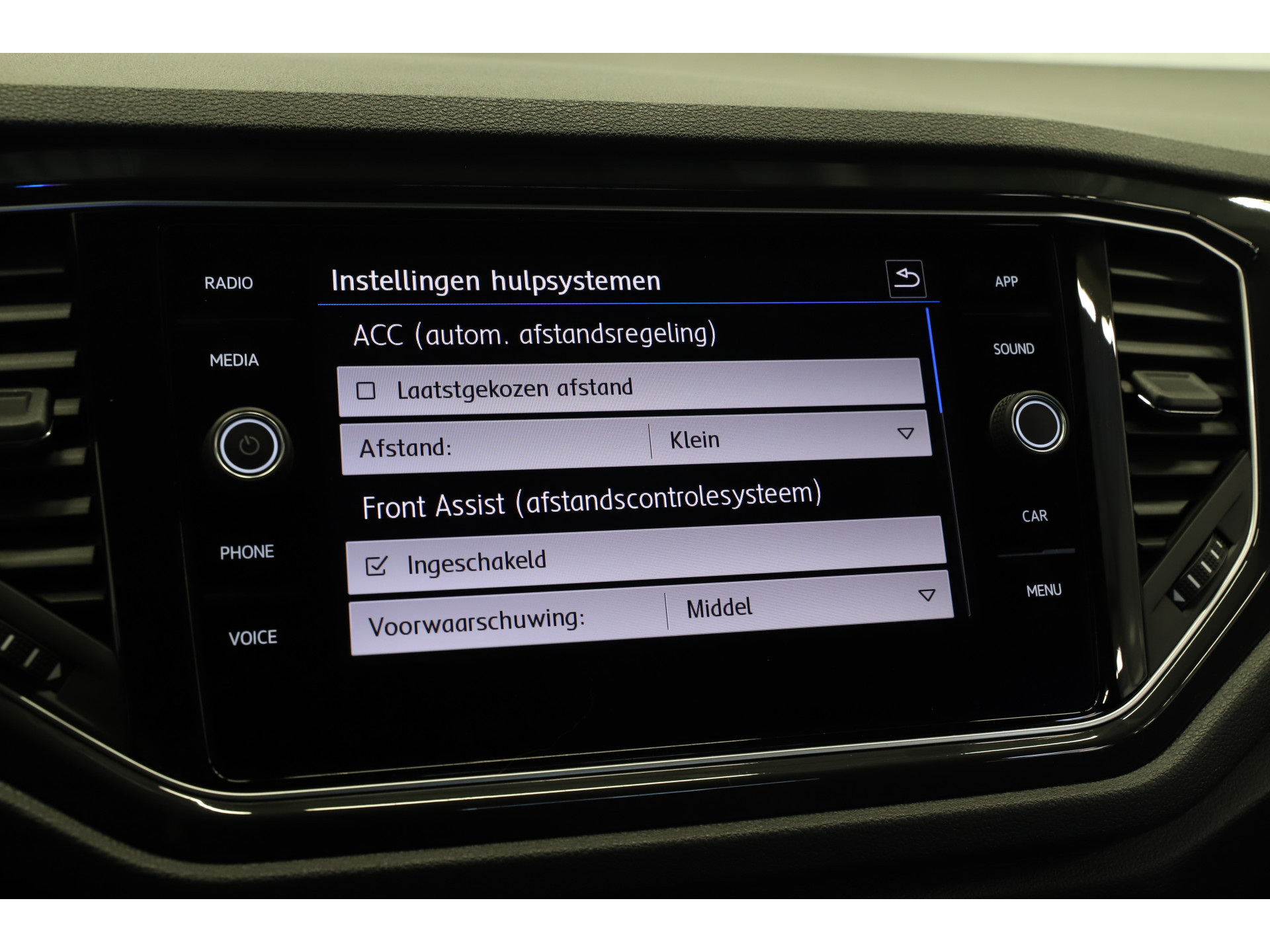 Volkswagen - T-Roc 1.5 TSI 150pk Sport R-Line - 2019