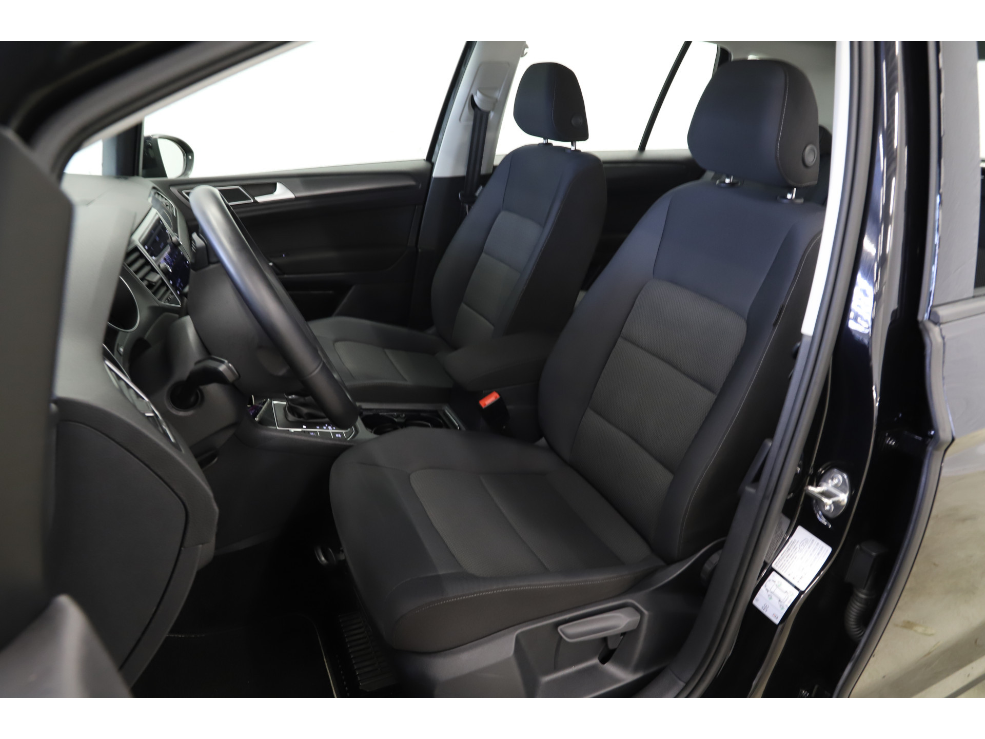 Volkswagen - Golf Sportsvan 1.5 TSI 130pk DSG Comfortline - 2019