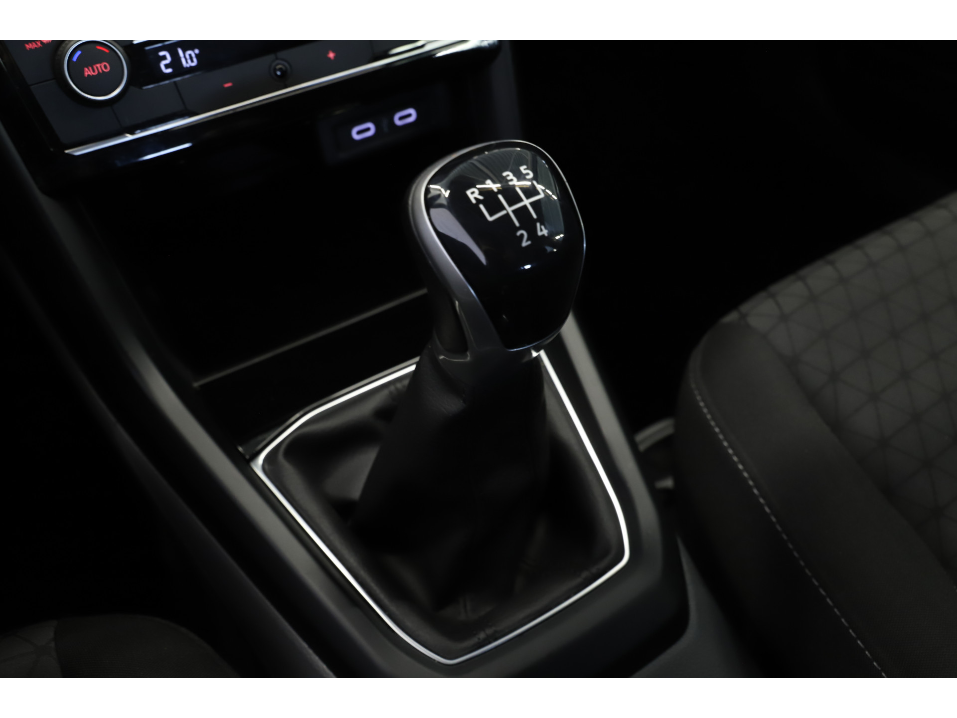 Volkswagen - T-Cross 1.0 TSI 95pk Go - 2021