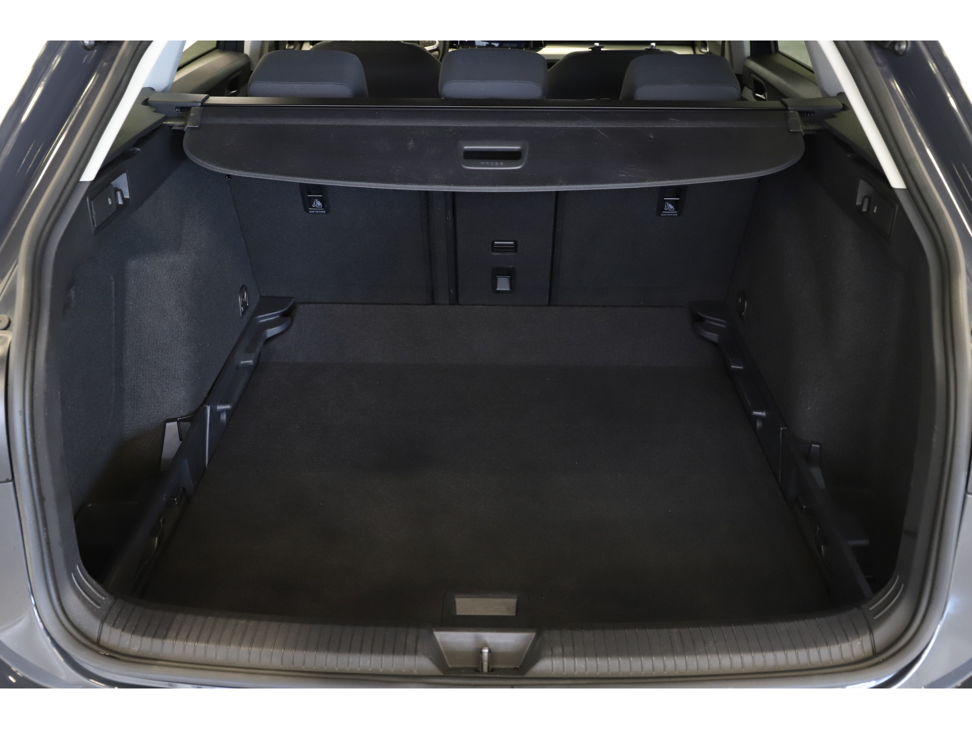 Volkswagen - GOLF Variant 1.0 eTSI 110pk DSG Life - 2021