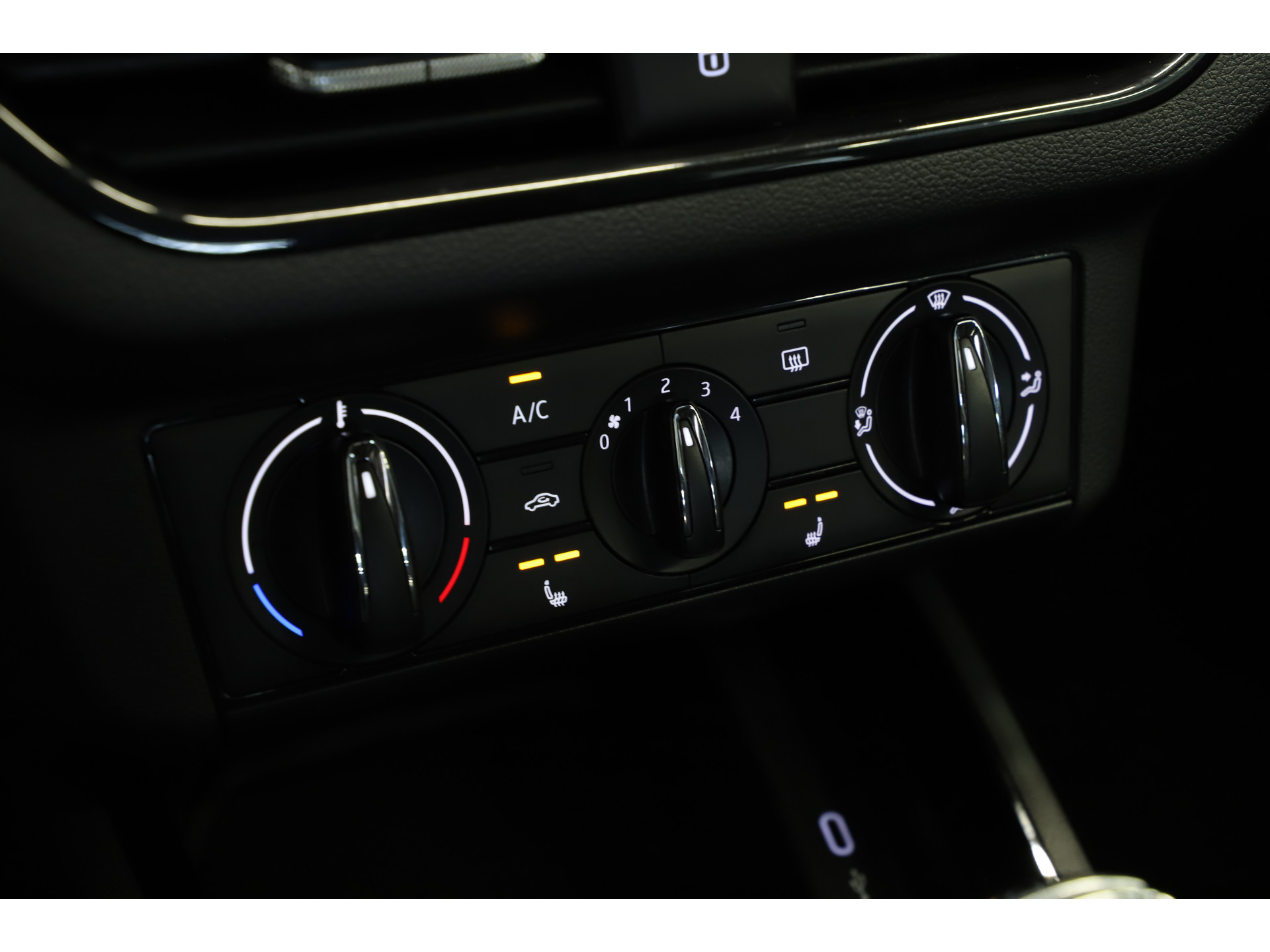Škoda - Kamiq 1.0 TSI 110pk DSG Ambition - 2021