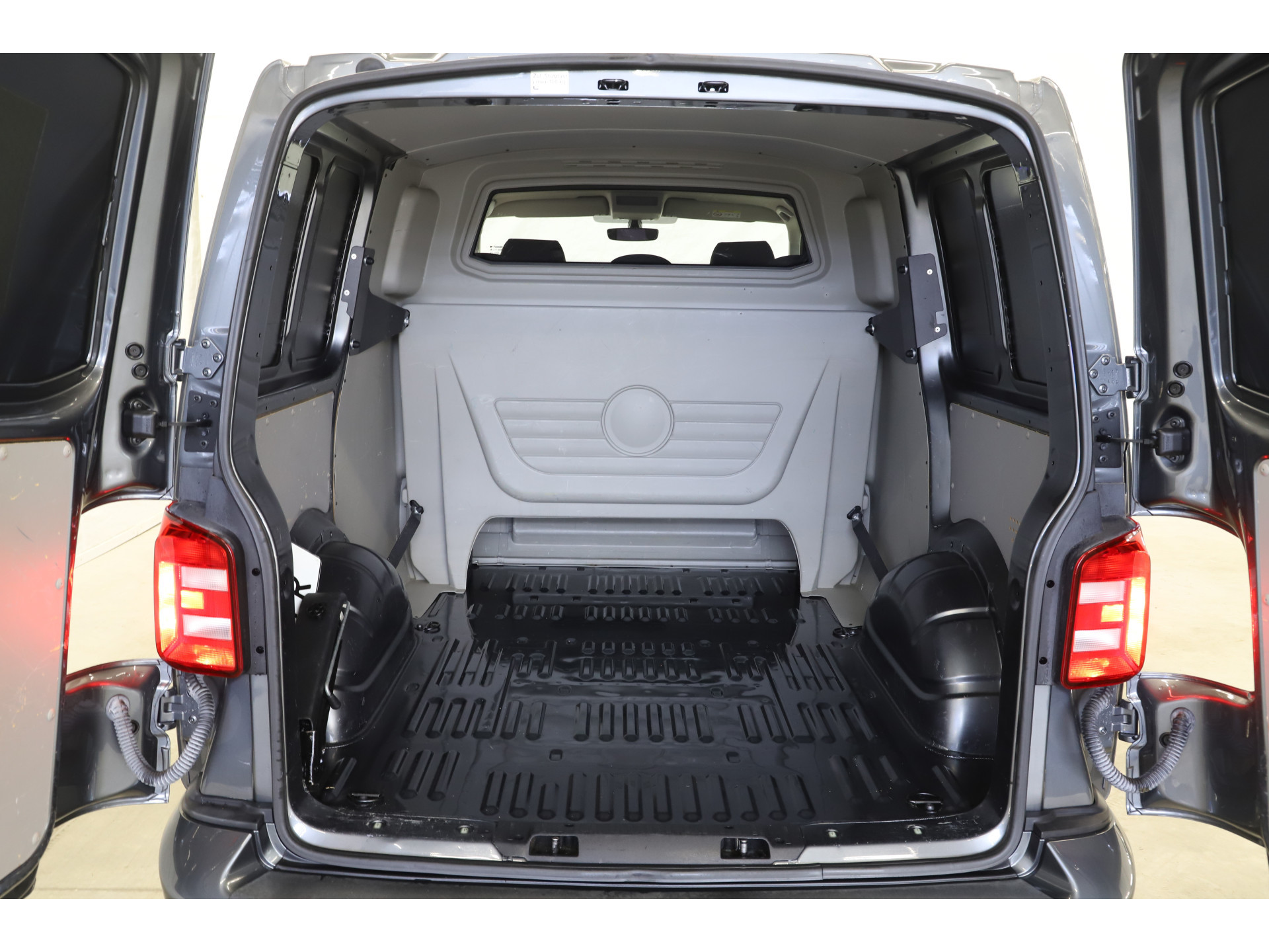 Volkswagen - Transporter 2.0 TDI 150pk DSG L1H1 Highline - 2018