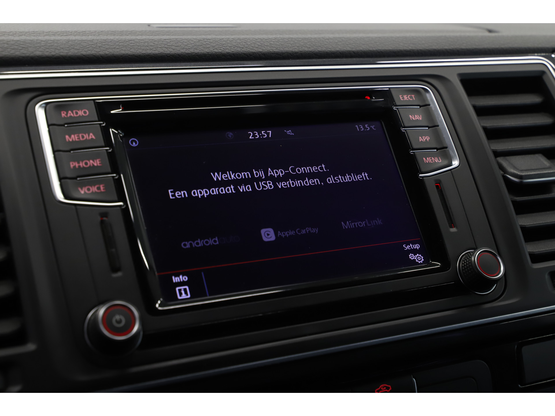 Volkswagen - Transporter 2.0 TDI 150pk DSG L1H1 Highline - 2018