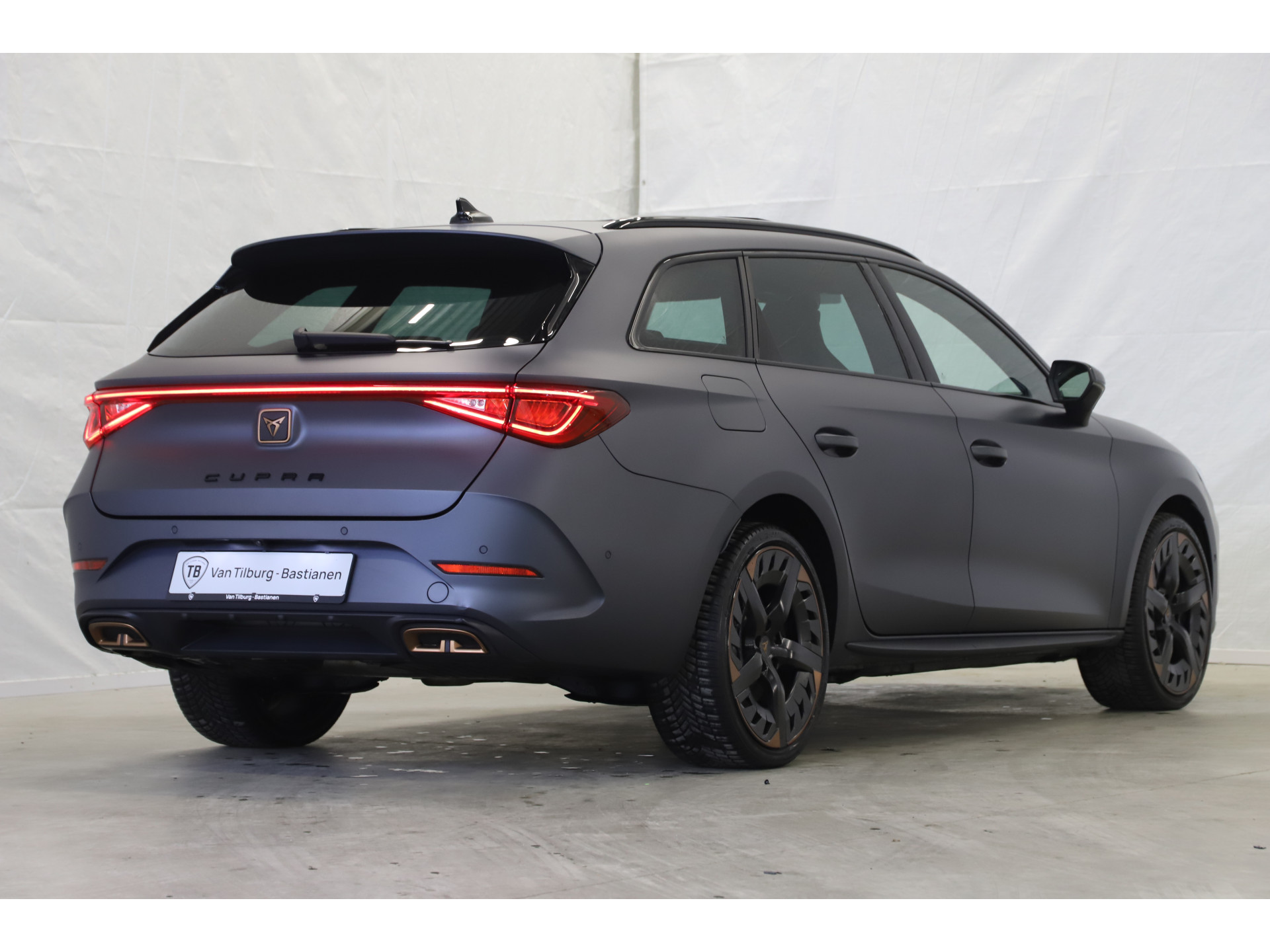 CUPRA - Leon Sportstourer 1.4 TSI 245pk e-Hybrid Copper Edition - 2021