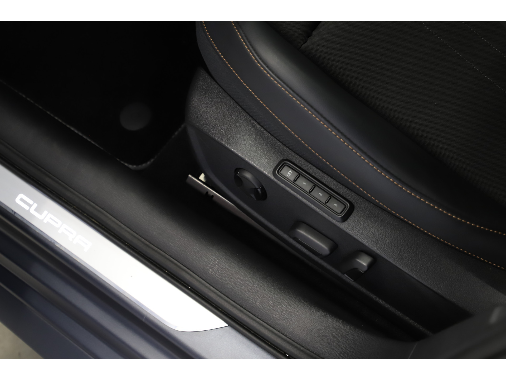 CUPRA - Leon Sportstourer 1.4 TSI 245pk e-Hybrid Copper Edition - 2021