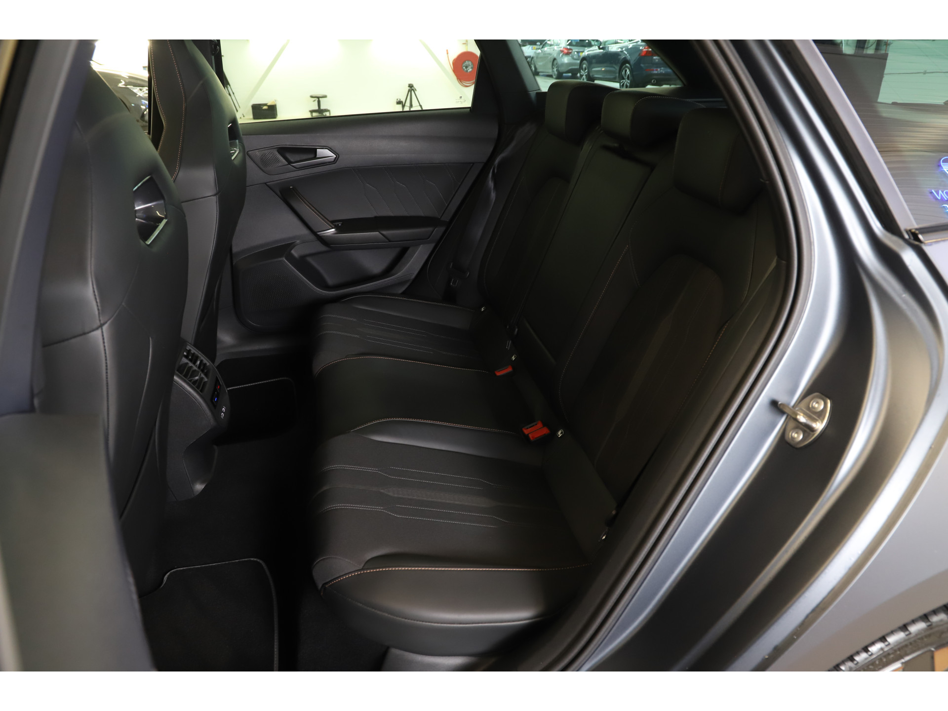 CUPRA - Leon Sportstourer 1.4 TSI 245pk e-Hybrid Copper Edition - 2021