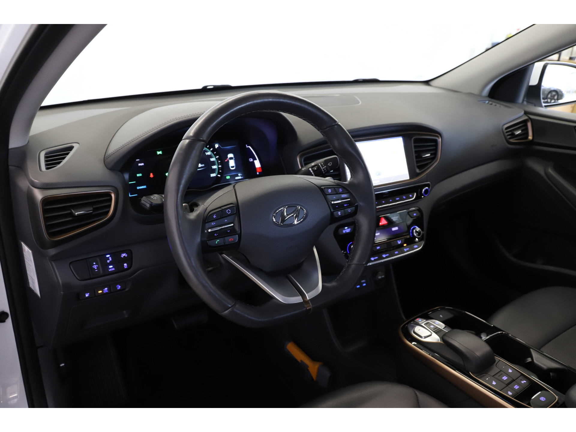 Hyundai - IONIQ Premium EV - 2018