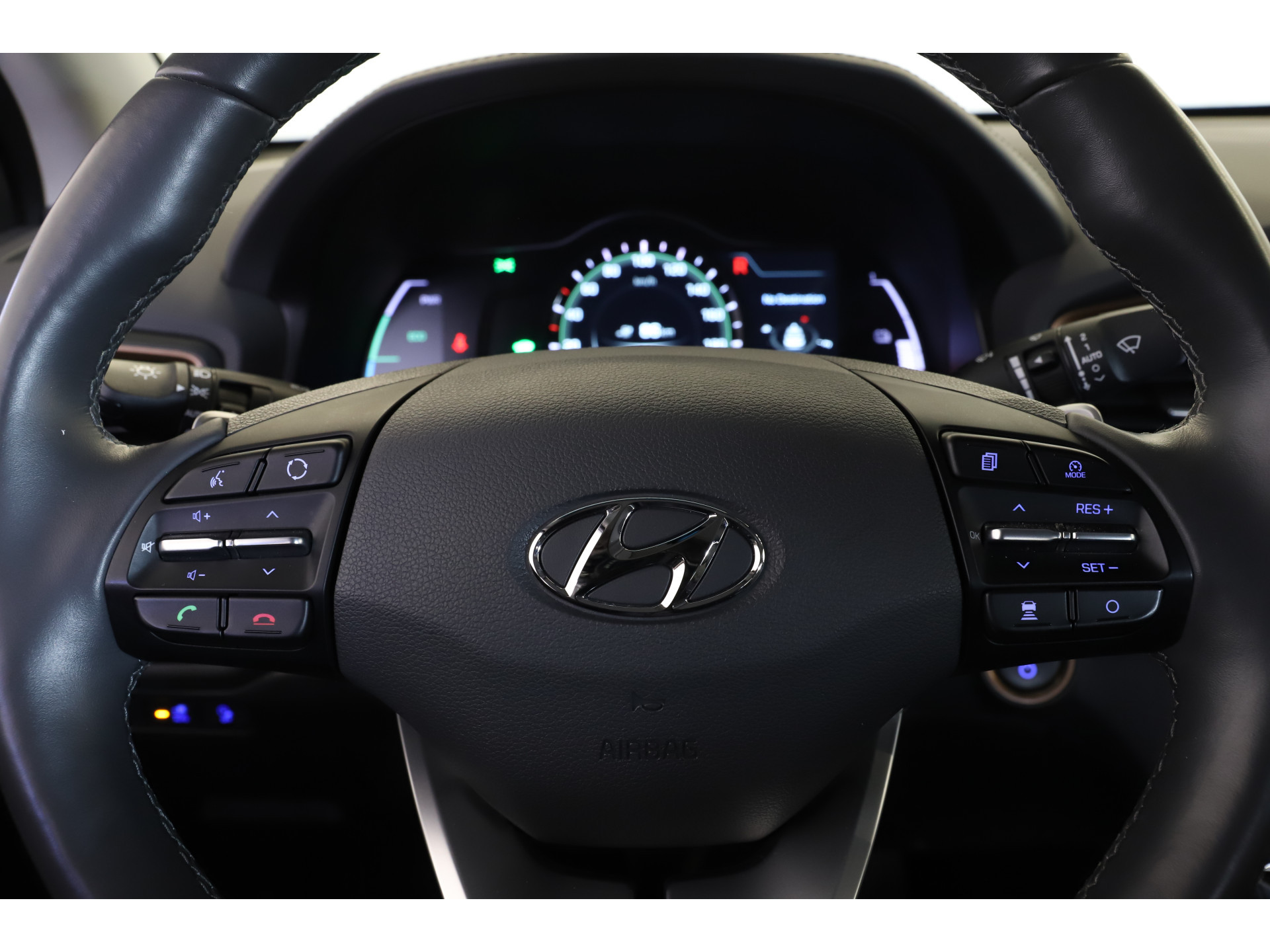 Hyundai - IONIQ Premium EV - 2018