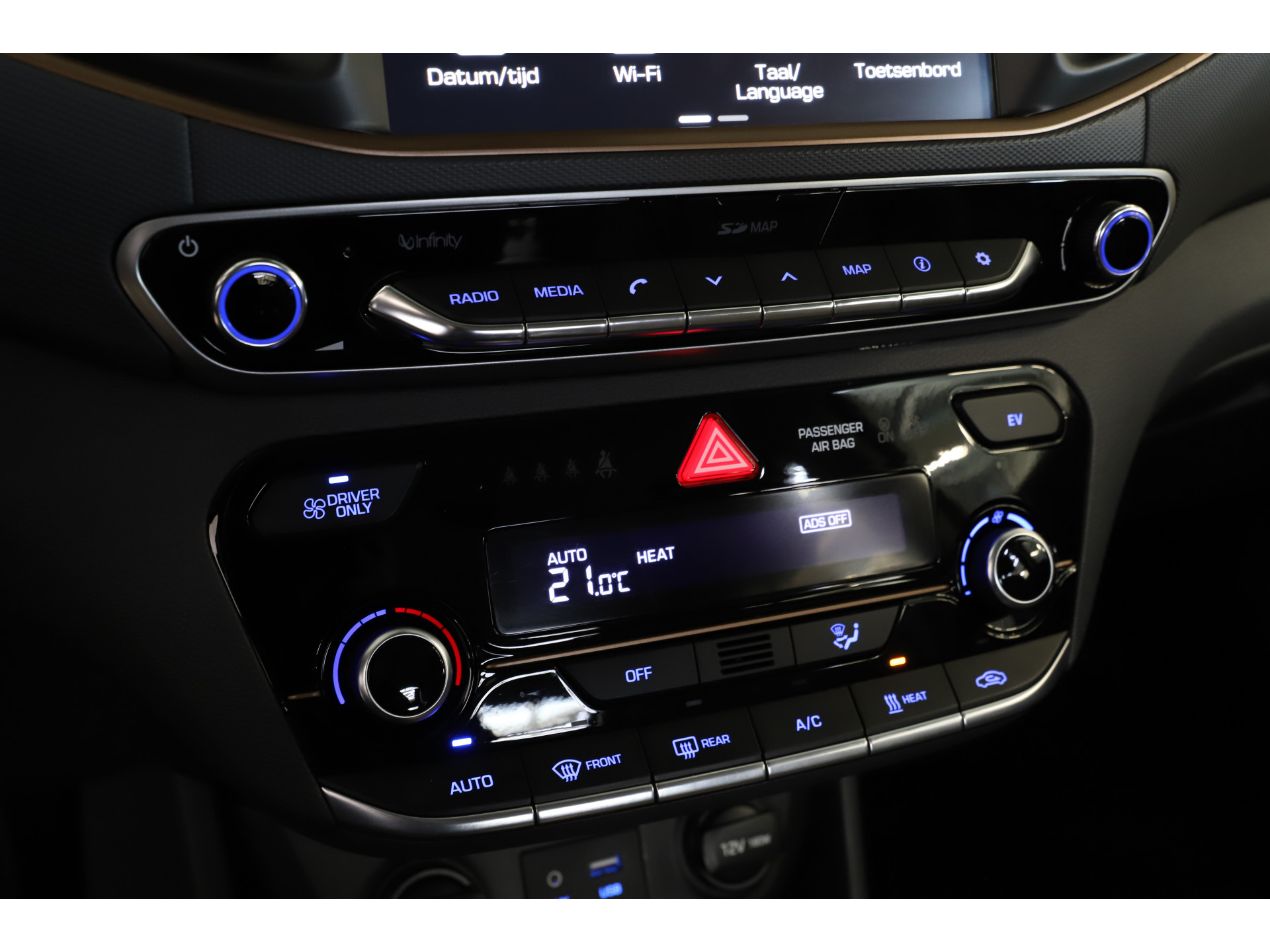 Hyundai - IONIQ Premium EV - 2018