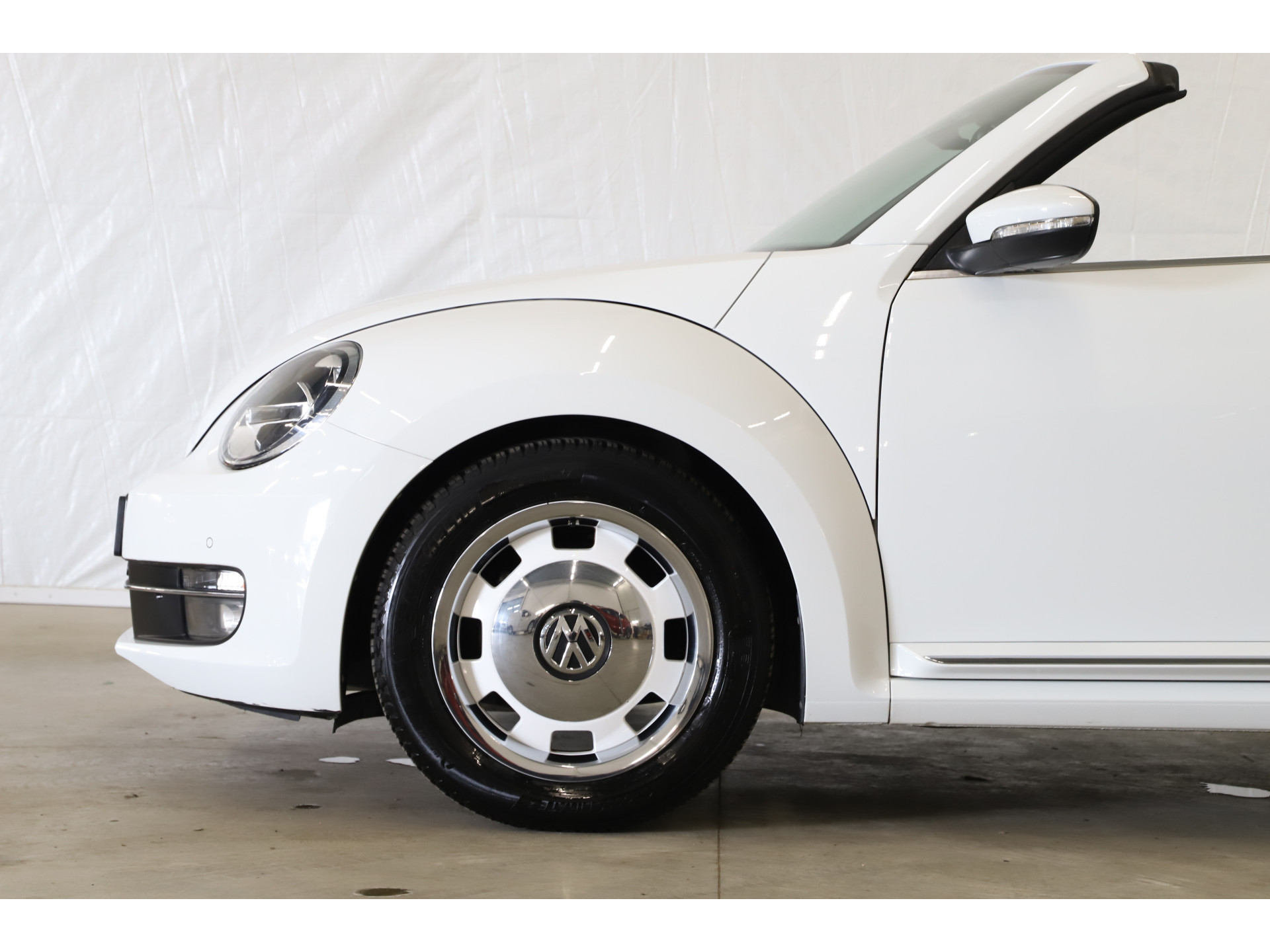 Volkswagen - Beetle Cabriolet 1.2 TSI 105pk Design - 2015