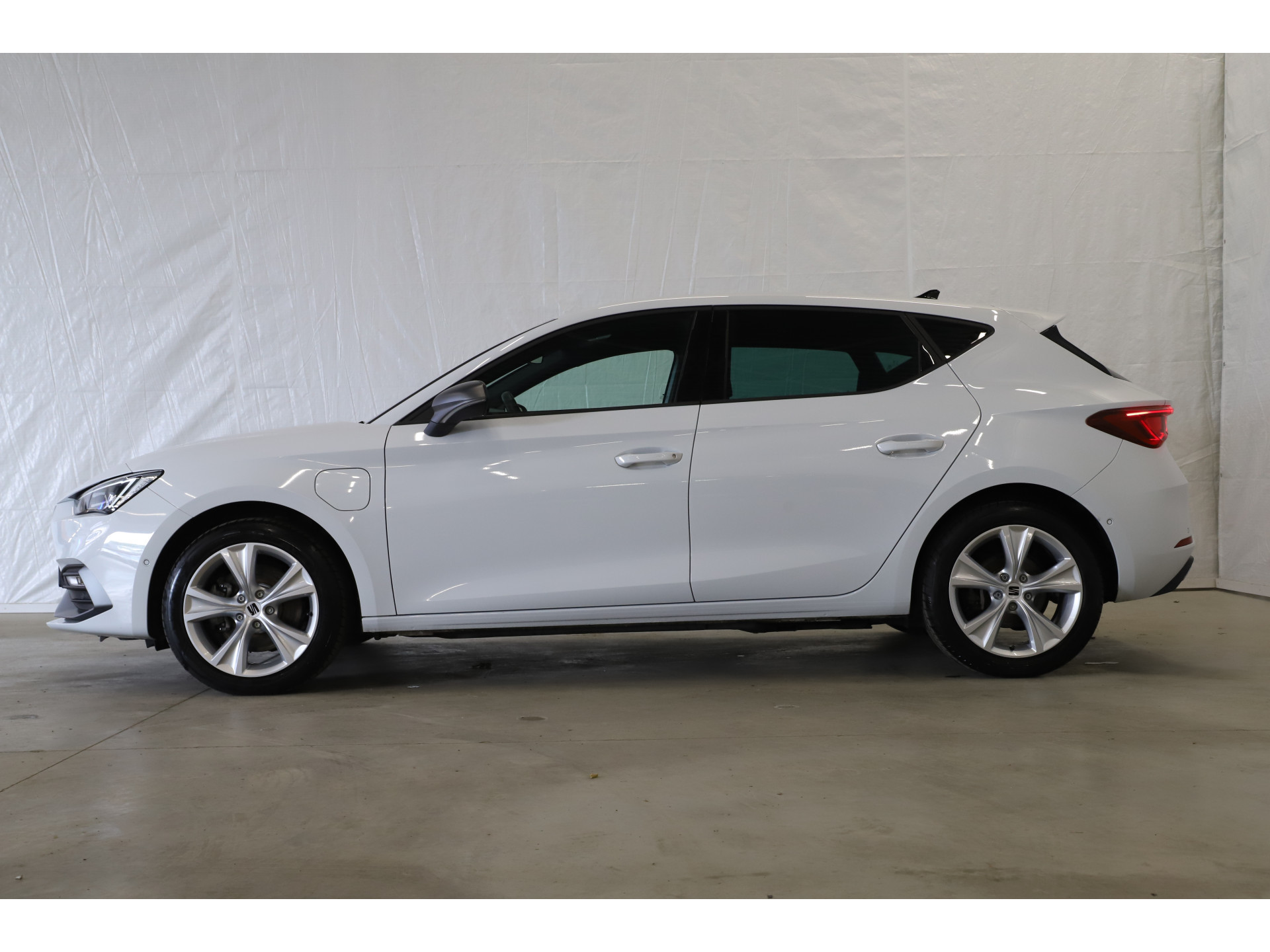 SEAT - Leon 1.4 TSI 204 pk eHybrid PHEV FR - 2020
