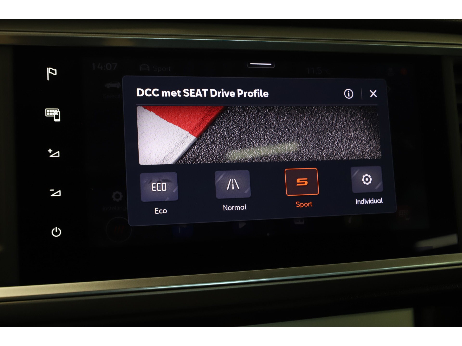 SEAT - Ateca 1.5 TSI 150pk DSG Navigatie Panorama dak 360camera 18" lm velgen winterpakket - 2020