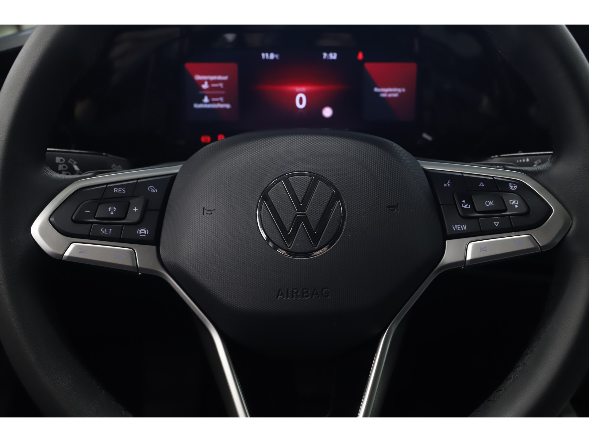 Volkswagen - GOLF Variant 1.0 eTSI 110pk DSG Life - 2023
