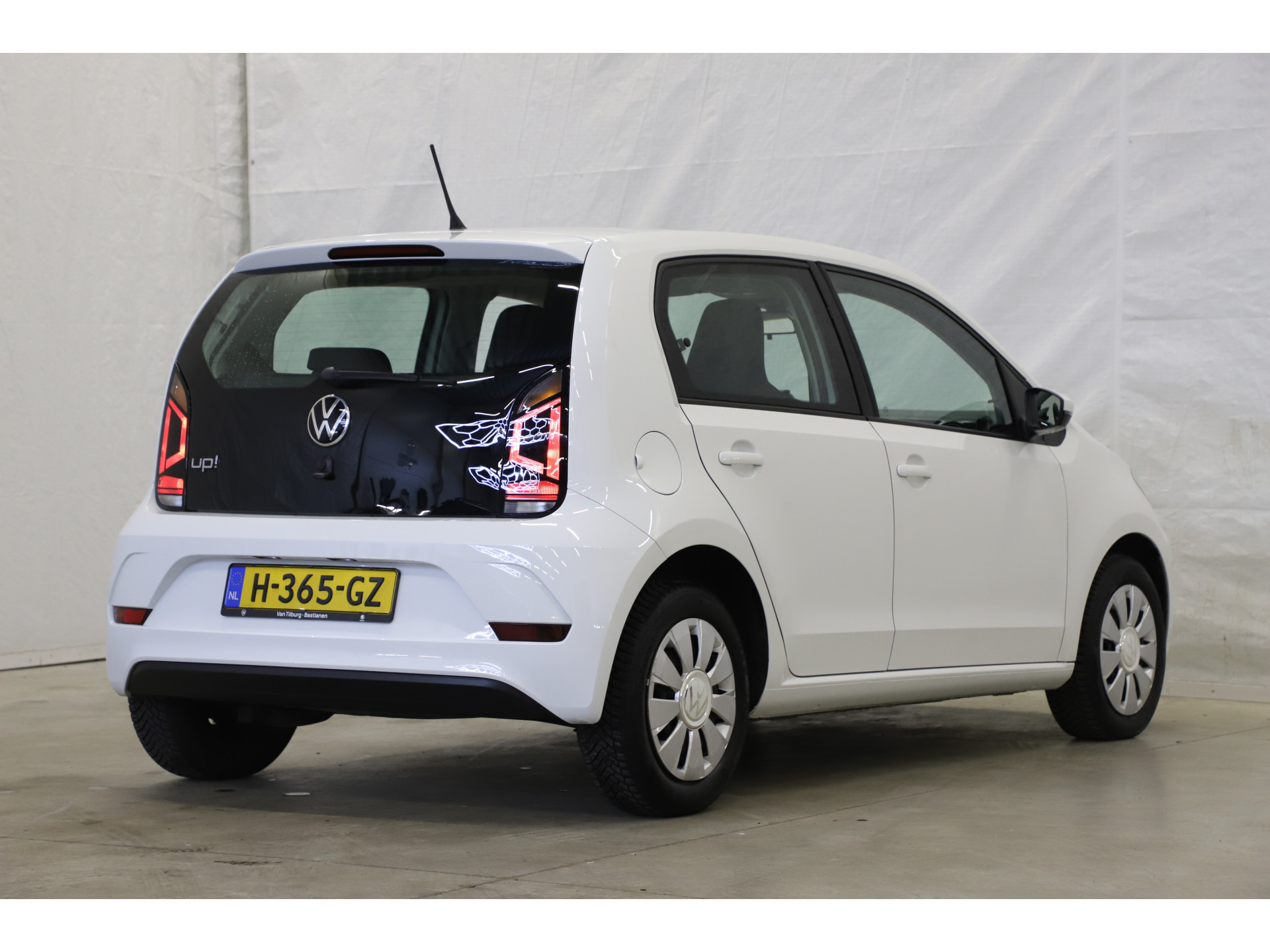 Volkswagen - up! 1.0 60pk Move Up! - 2020