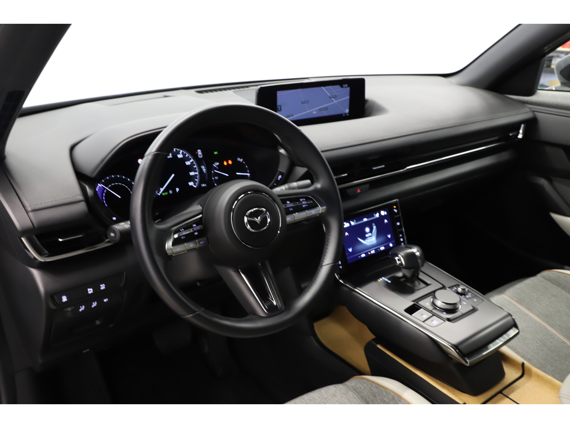 Mazda - MX-30 e-SkyActiv 145 First Edition 36 kWh - 2020