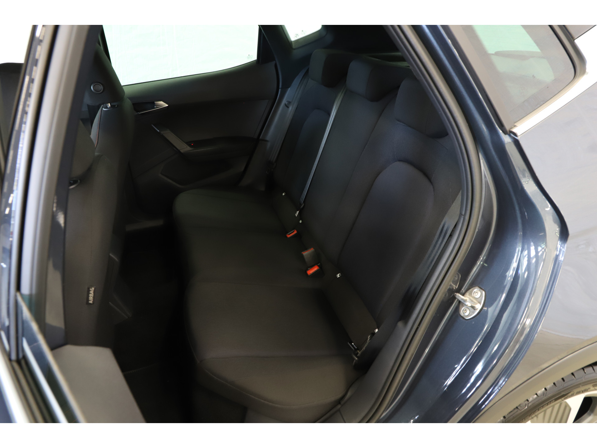 SEAT - Arona 1.0 TSI 110pk DSG FR Business Intense - 2022