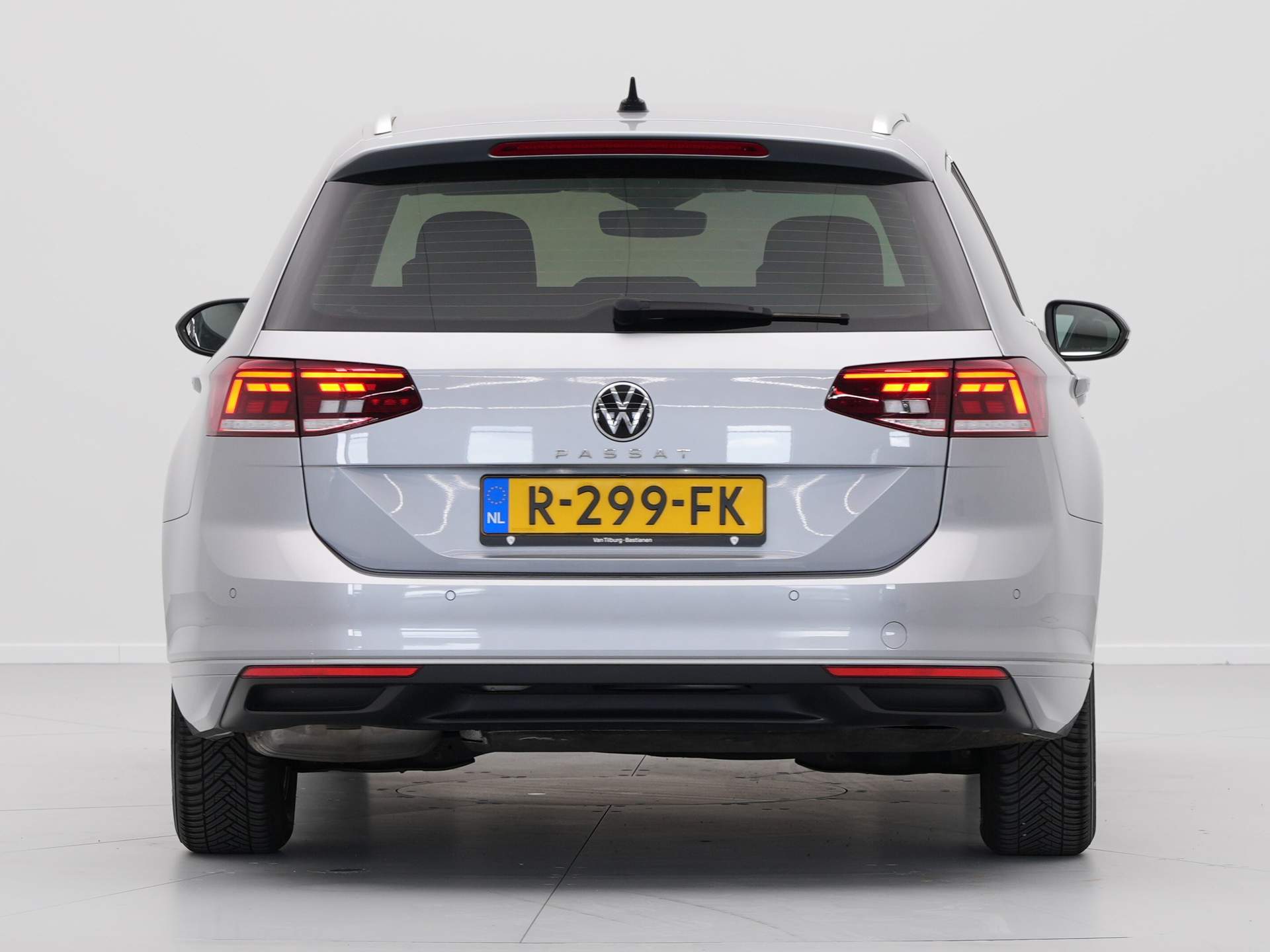 Volkswagen - Passat Variant 1.5 TSI 150pk DSG Business - 2022