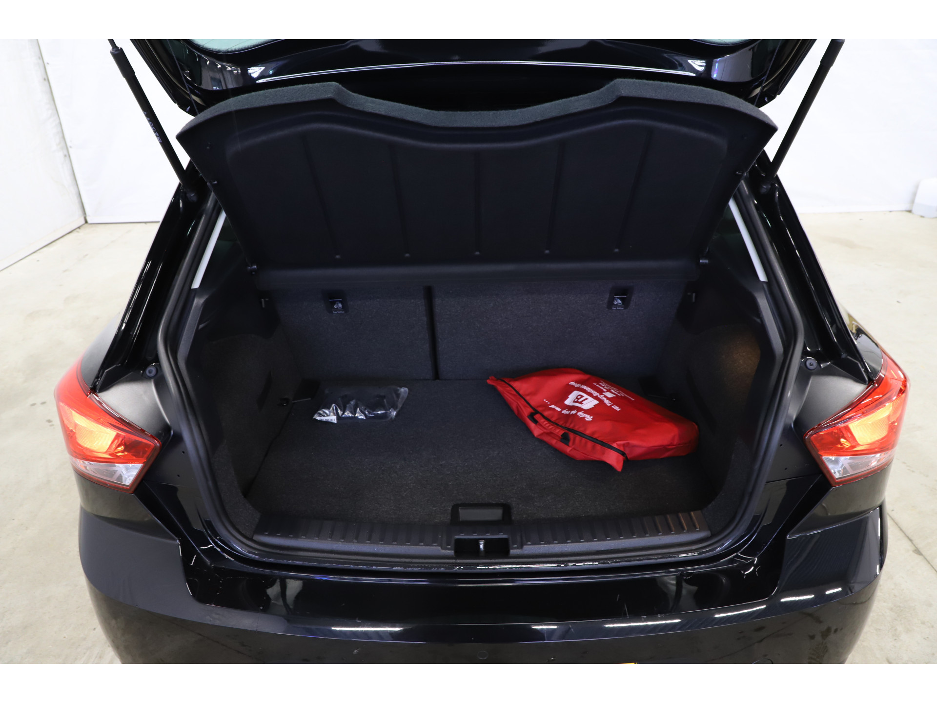SEAT - Ibiza 1.0 TSI 95pk Style Business Intense - 2023