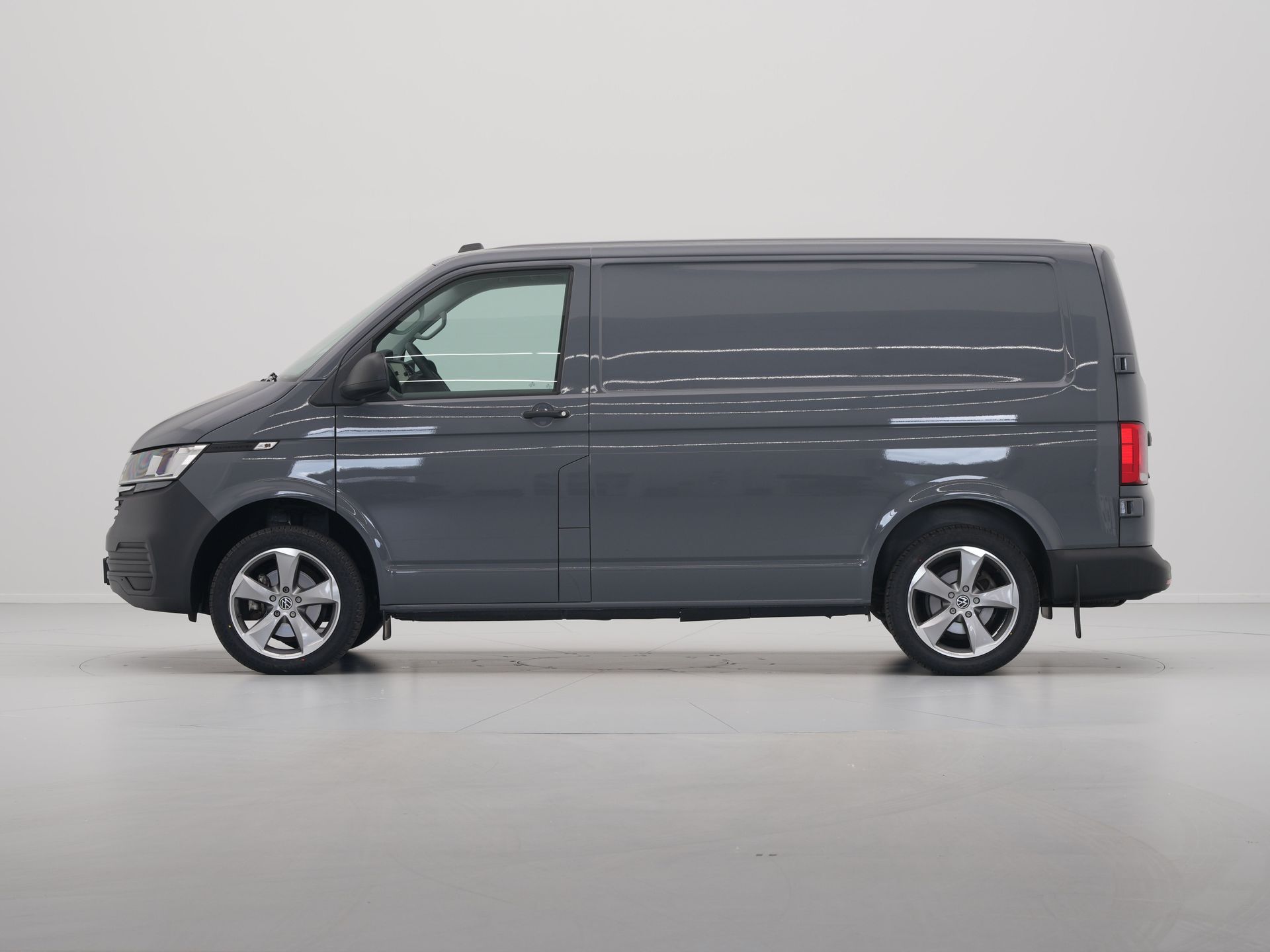 Volkswagen - Transporter 2.0 TDI 110pk L1H1 - 2022