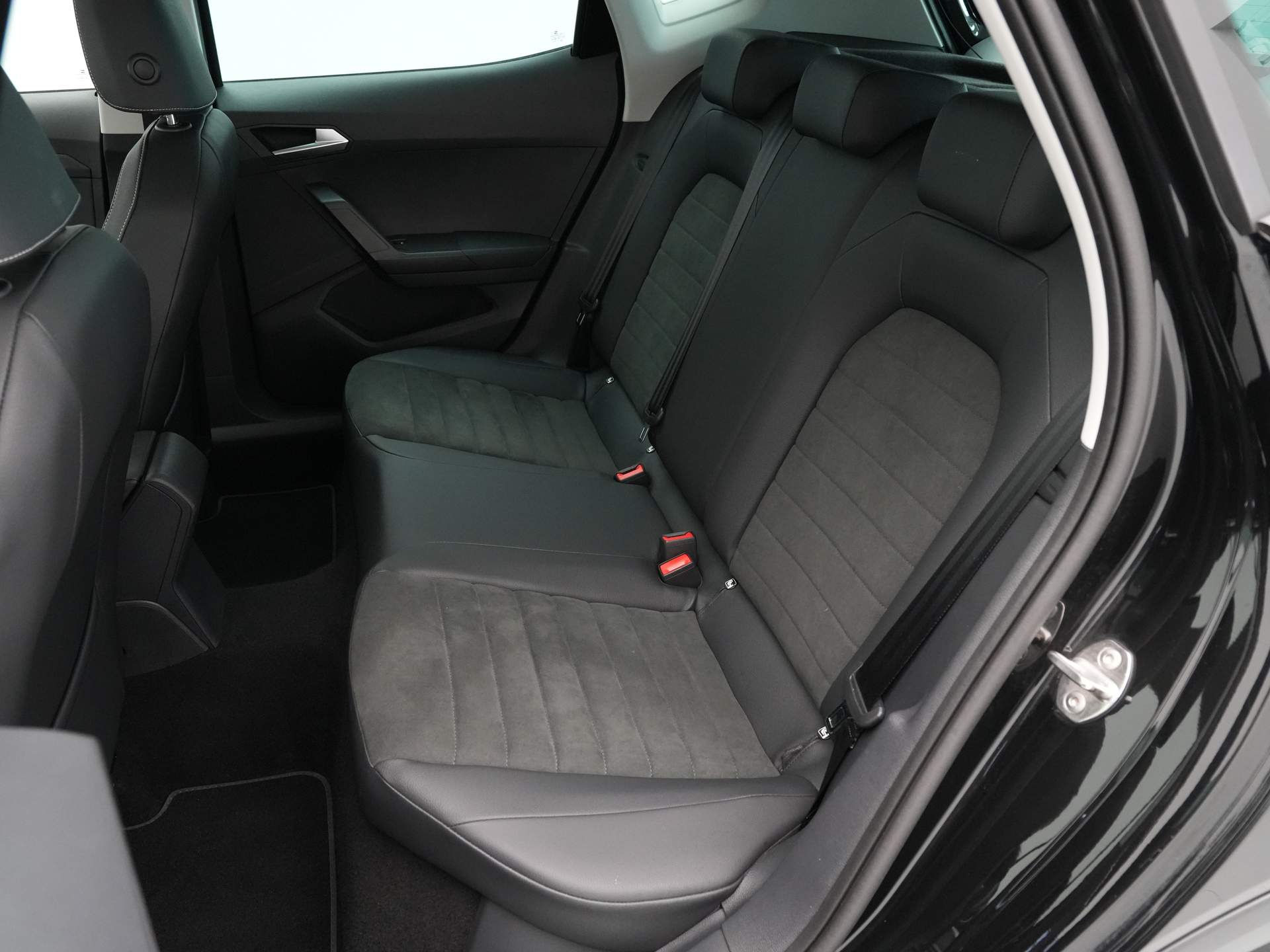 SEAT - Arona 1.0 TSI 110pk DSG Style - 2022