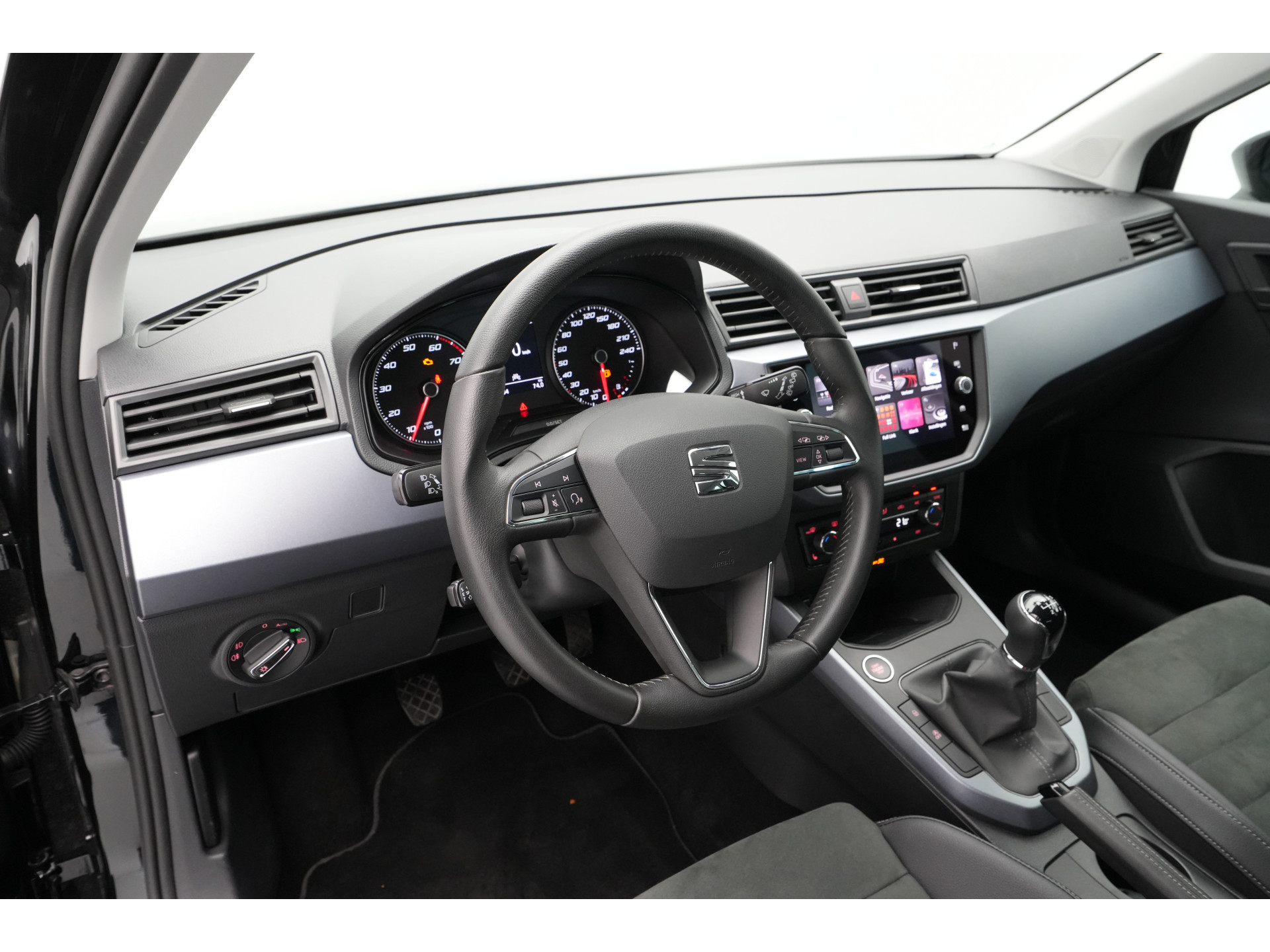 SEAT - Arona 1.0 TGI 90pk Style Business Intense - 2020